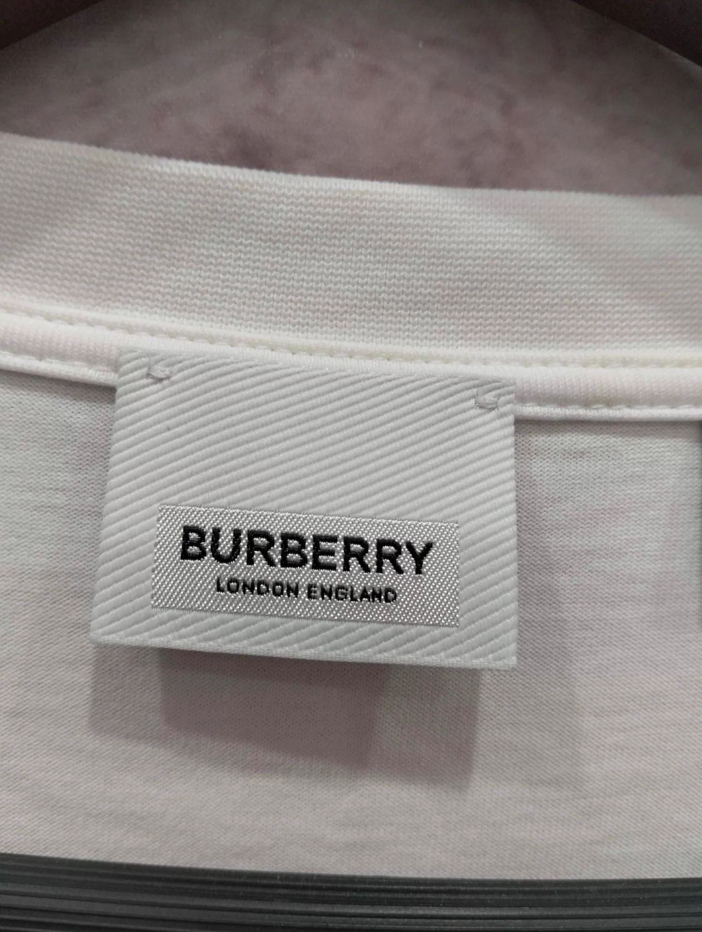 Burberry Burberry logo short sleeve T-shirt size L 98 new Size US L / EU 52-54 / 3 - 3 Thumbnail