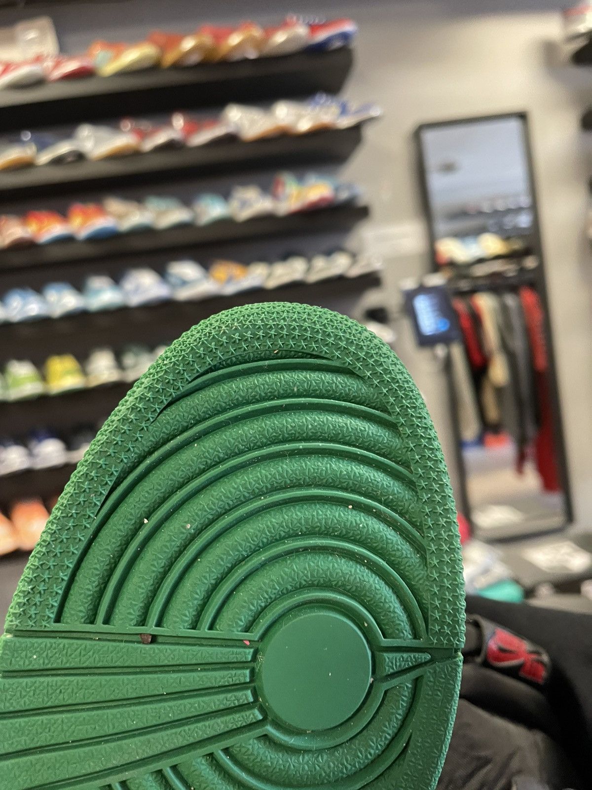 Jordan Brand Size 10.5 - Jordan 1 Retro High Pine Green Black Clean! Size US 10.5 / EU 43-44 - 10 Thumbnail