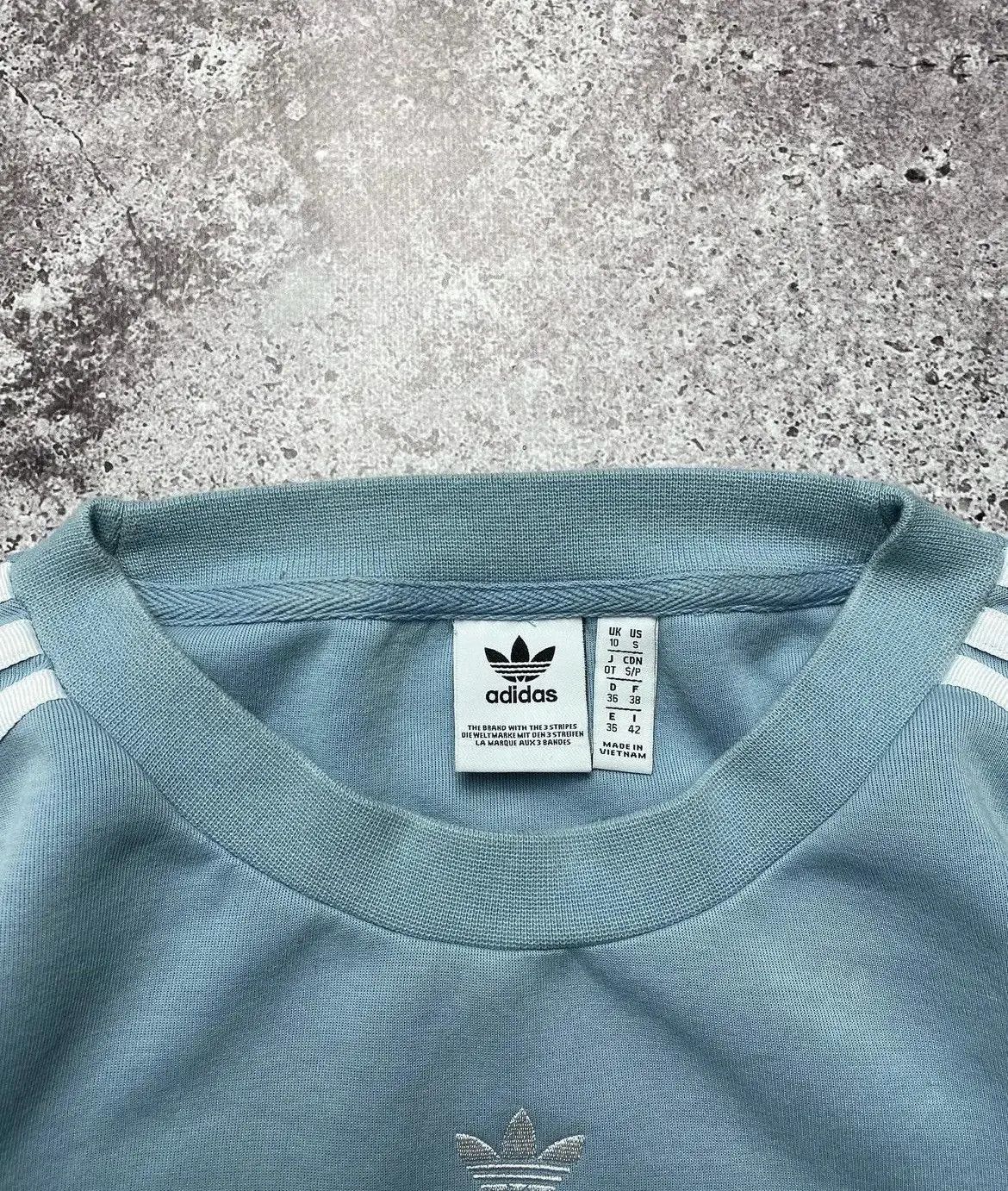 Adidas Adidas Center Logo Sweatshirt Size S / US 4 / IT 40 - 3 Thumbnail
