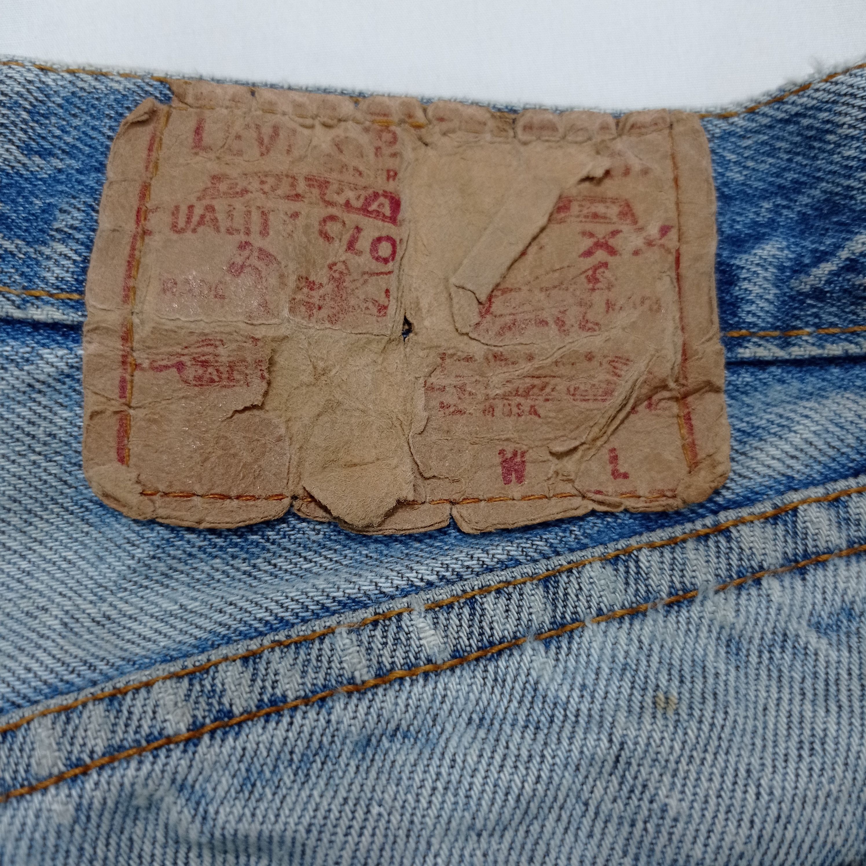 Levi's Vintage Levi's 501 Paint Splatter Distressed Jeans Pants Size US 29 - 12 Thumbnail