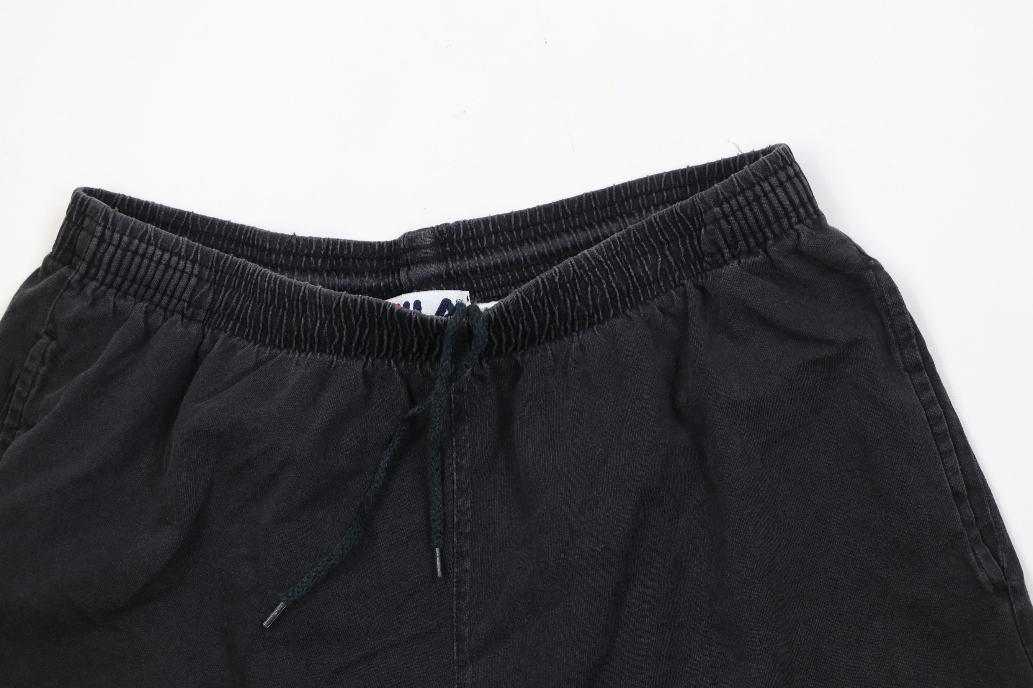 Fila Vintage 90s Fila Spell Out Above Knee Shorts Black Cotton Size US 34 / EU 50 - 2 Thumbnail