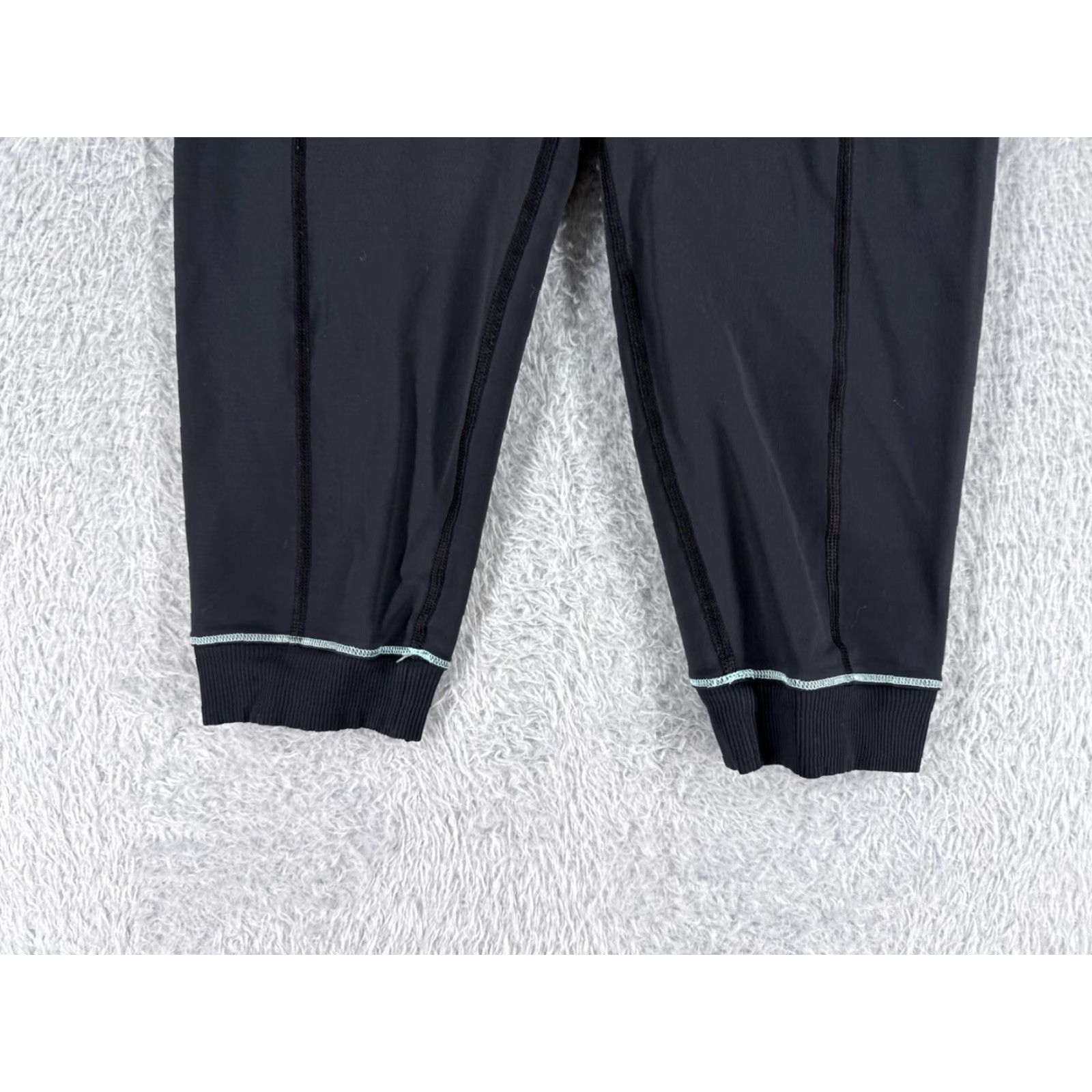 Lululemon Lululemon Wunder Under Pants Womens 4 Black Teal Cropped Tapered Zip Pocket Yoga Run Gym Activewear PM Size 27" / US 4 / IT 40 - 2 Thumbnail