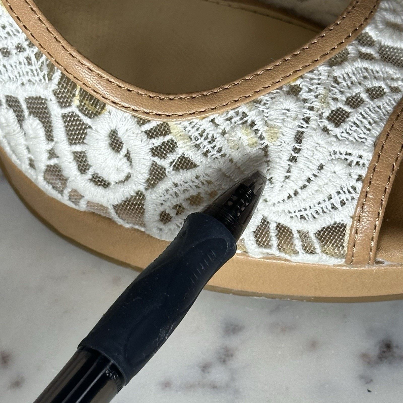 Other Antonio Melani 7.5 Cream Lace Peep-Toe Heels Bridal Boho Size US 7.5 / IT 37.5 - 9 Thumbnail