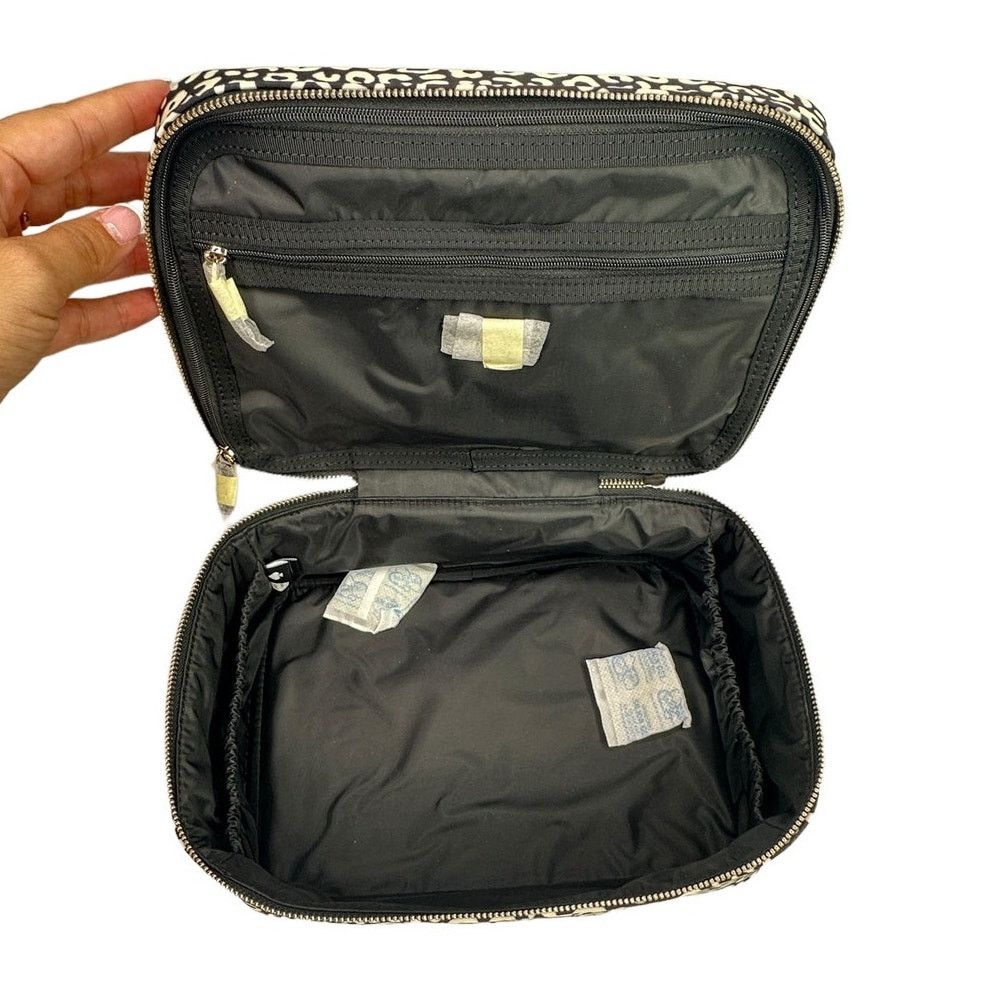 Kate Spade Kate Spade Chelsea Leopard Heart Travel Cosmetic Bag Size ONE SIZE - 7 Thumbnail