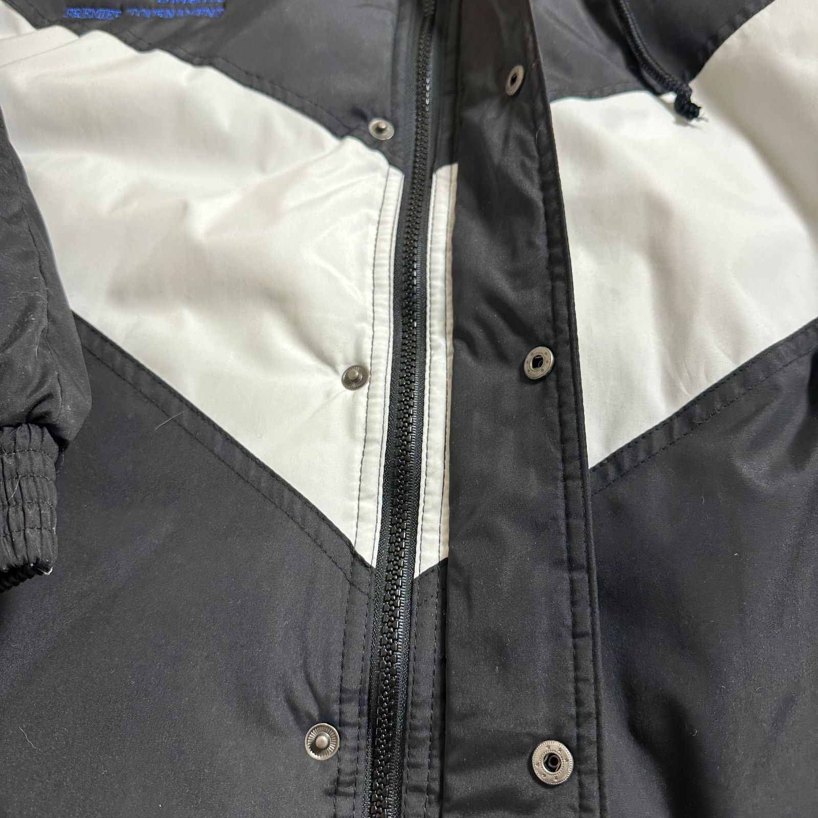 Umbro Mens Large Vintage 90s Umbro Puffer Jacket DETACHABLE HOOD Size US L / EU 52-54 / 3 - 8 Thumbnail
