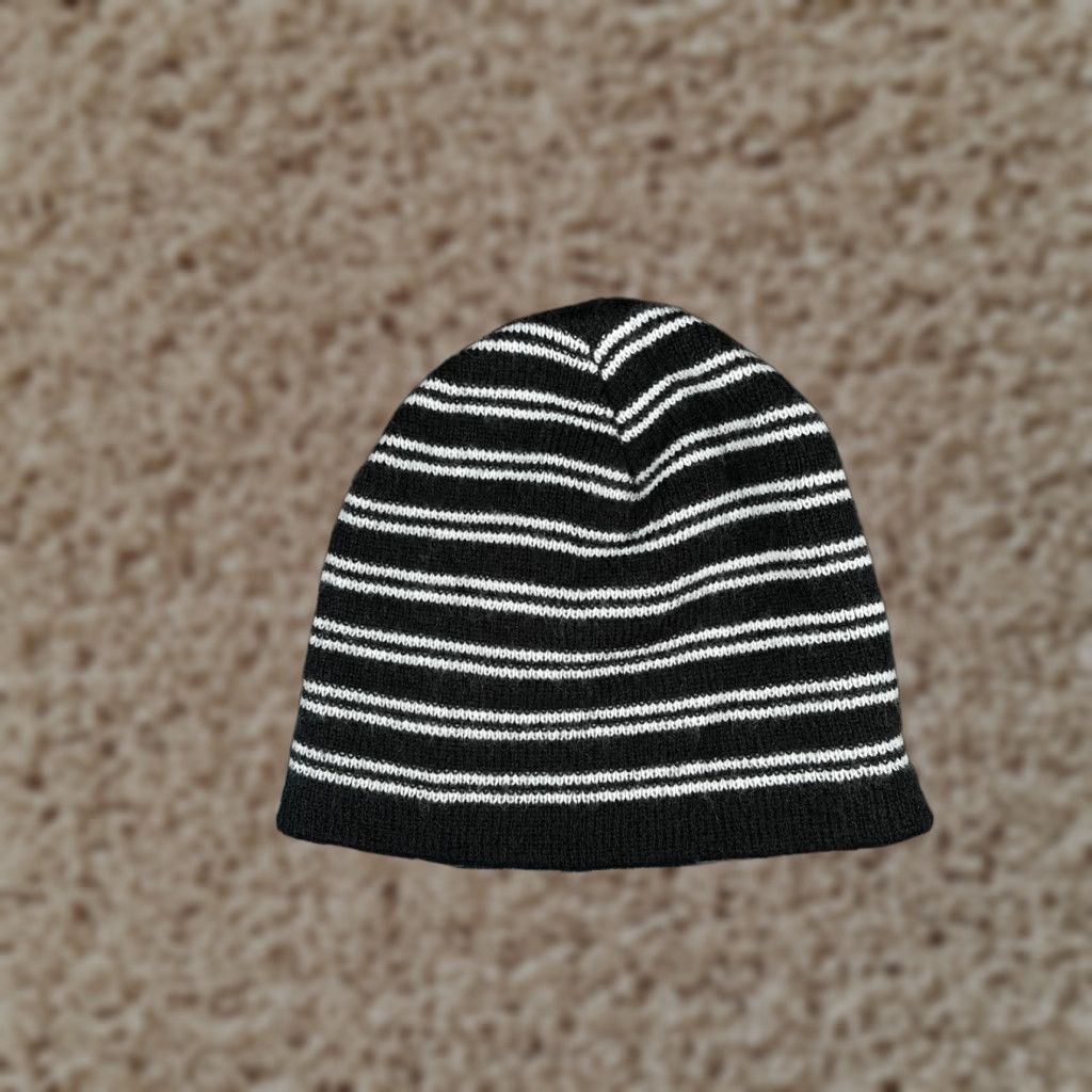 Vintage **Accessory Network Group Beanie OS Black White Stripe Adult Acrylic Knit** User: **Black White Stripe Adult Beanie OS Acrylic Knit** Size ONE SIZE - 1 Thumbnail