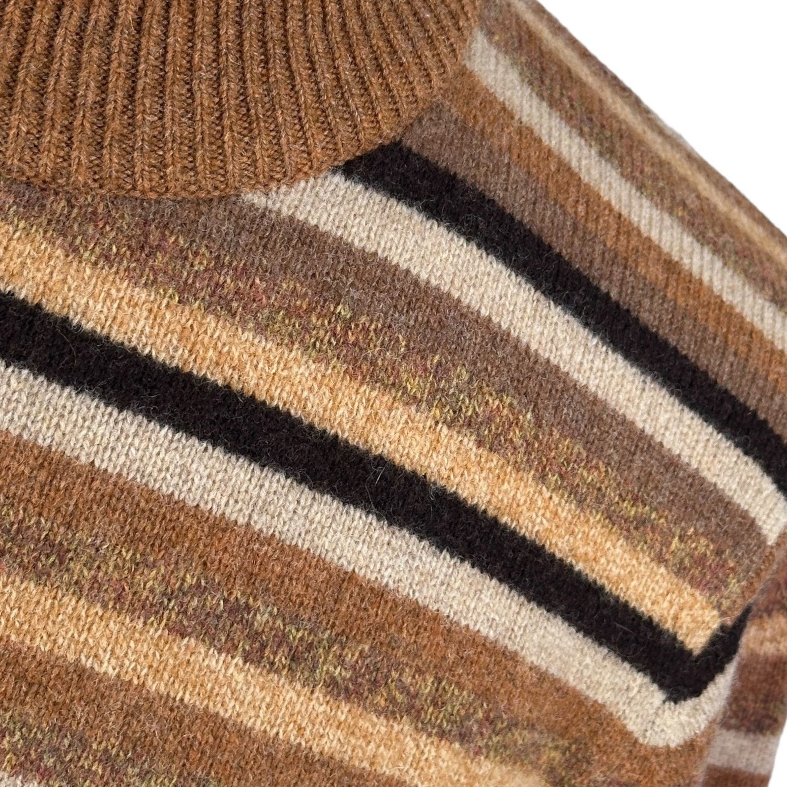 Other JW Anderson Uniqlo Sweater Men M Brown Striped Long Sleeve Size US M / EU 48-50 / 2 - 3 Thumbnail