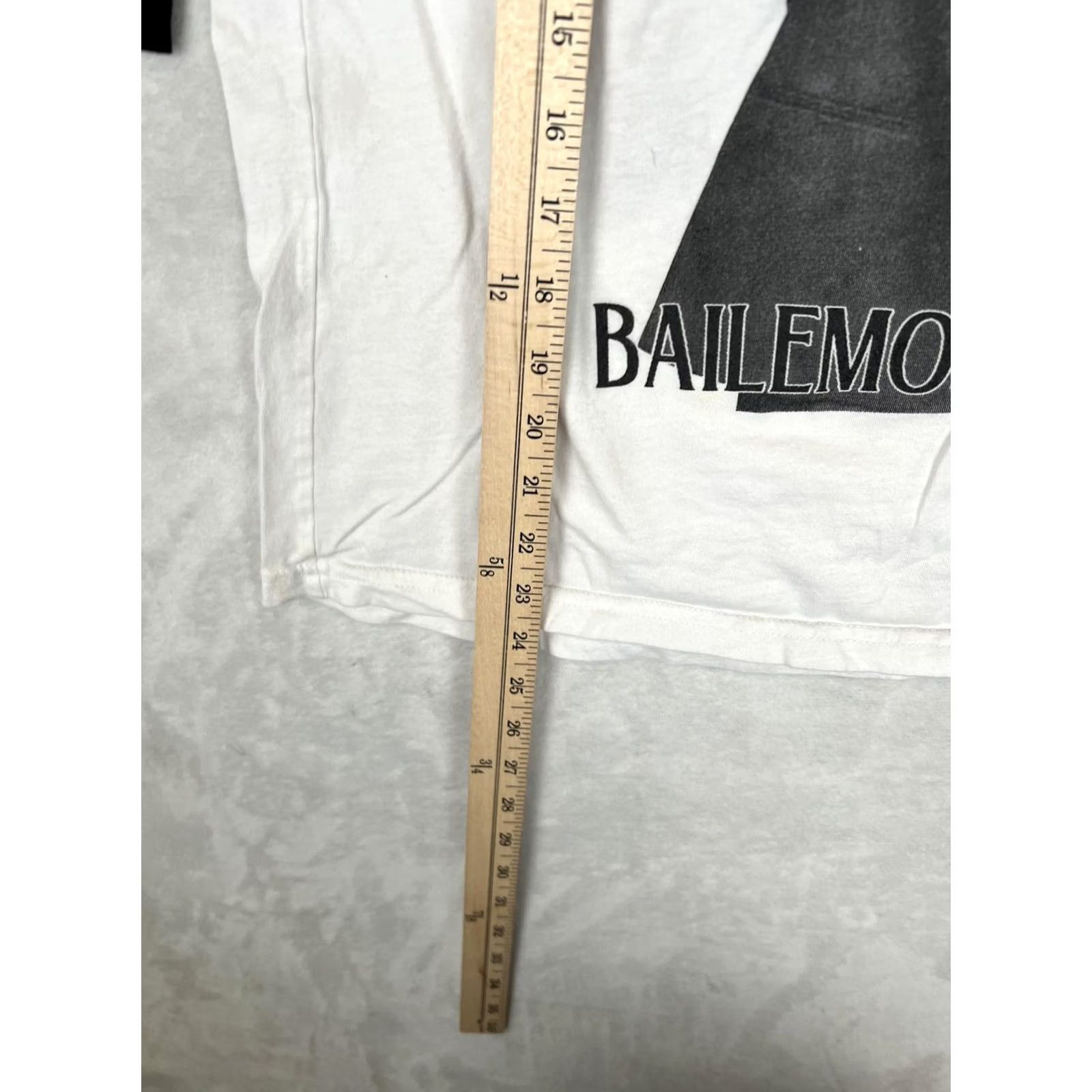 Vintage Chayanne Bailemos Otra Vez Tour 2023 T-Shirt White M 3/4 Sleeve Mens Size US M / EU 48-50 / 2 - 6 Thumbnail