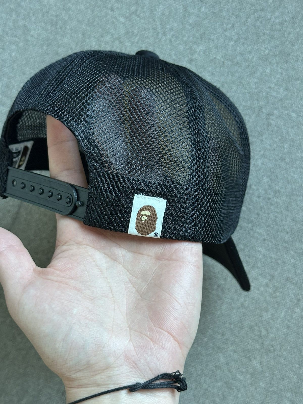 Bape BAPE Family Bag Apehead black/white trucker hat Size ONE SIZE - 3 Thumbnail