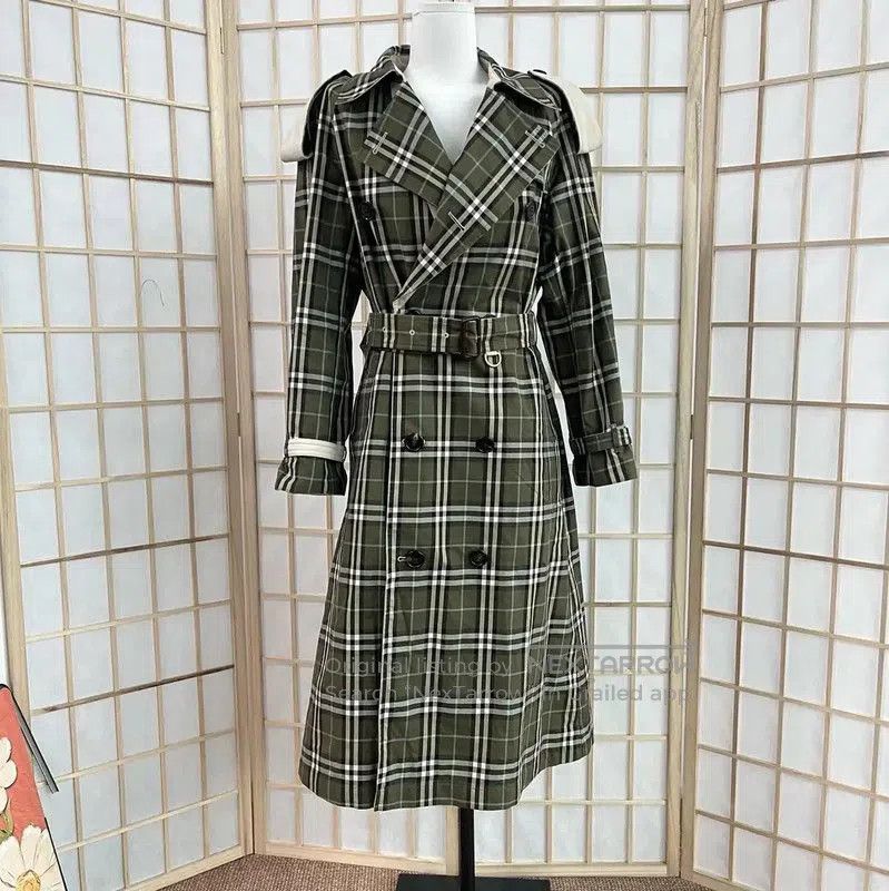 Burberry Burberry Plaid Cotton Women's Coat L Size. Size L / US 10 / IT 46 - 1 Thumbnail