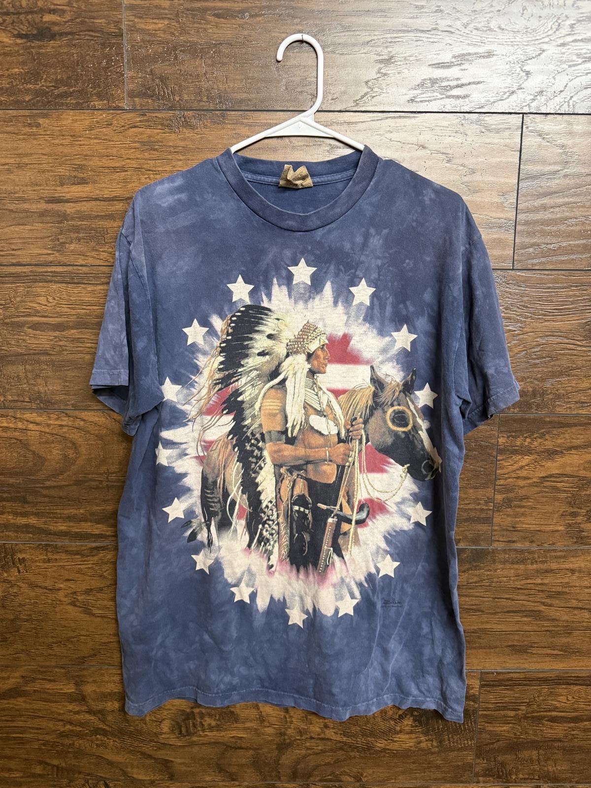 Y2K The Mountain T-shirt Native American Chief Headdress -L