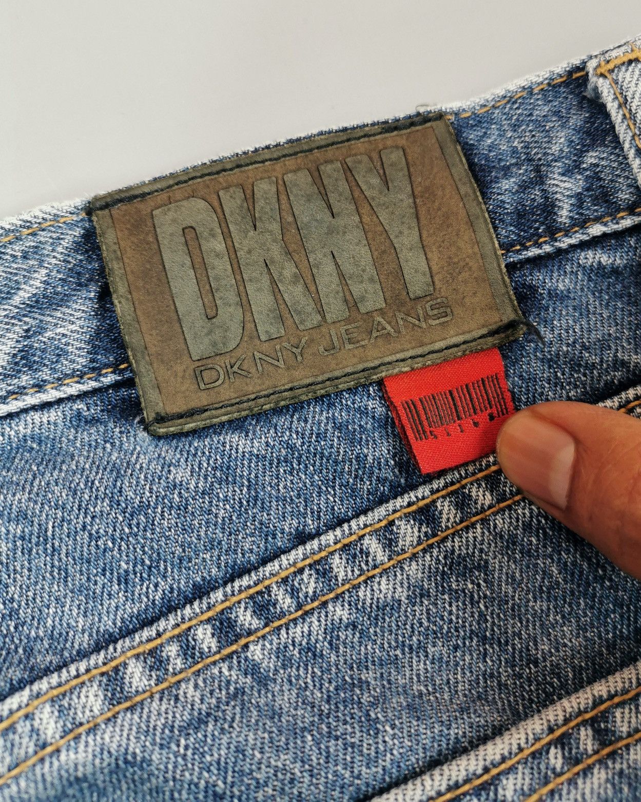 DKNY Vintage Donna Karan New York denim jeans size 34x41 Size US 34 / EU 50 - 2 Thumbnail