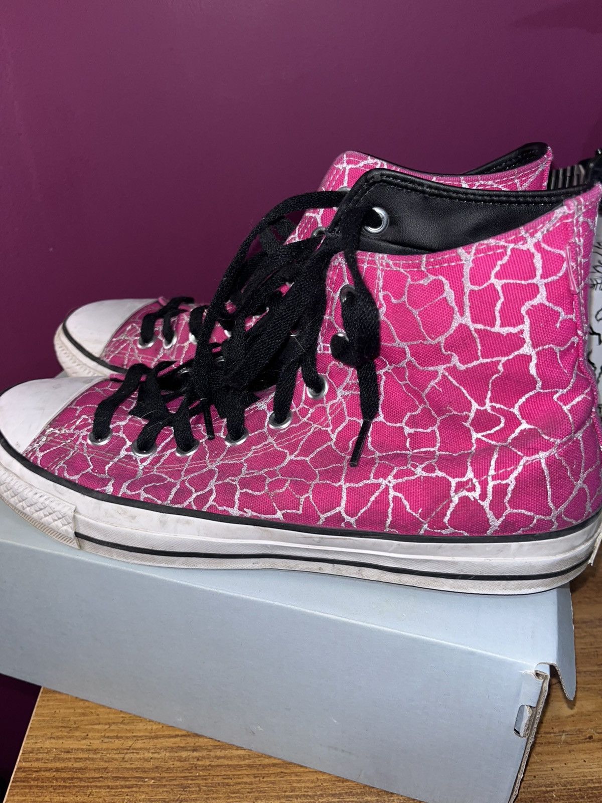 Converse Converse cons pink reflective lightning Size US 9.5 / EU 42-43 - 1 Thumbnail