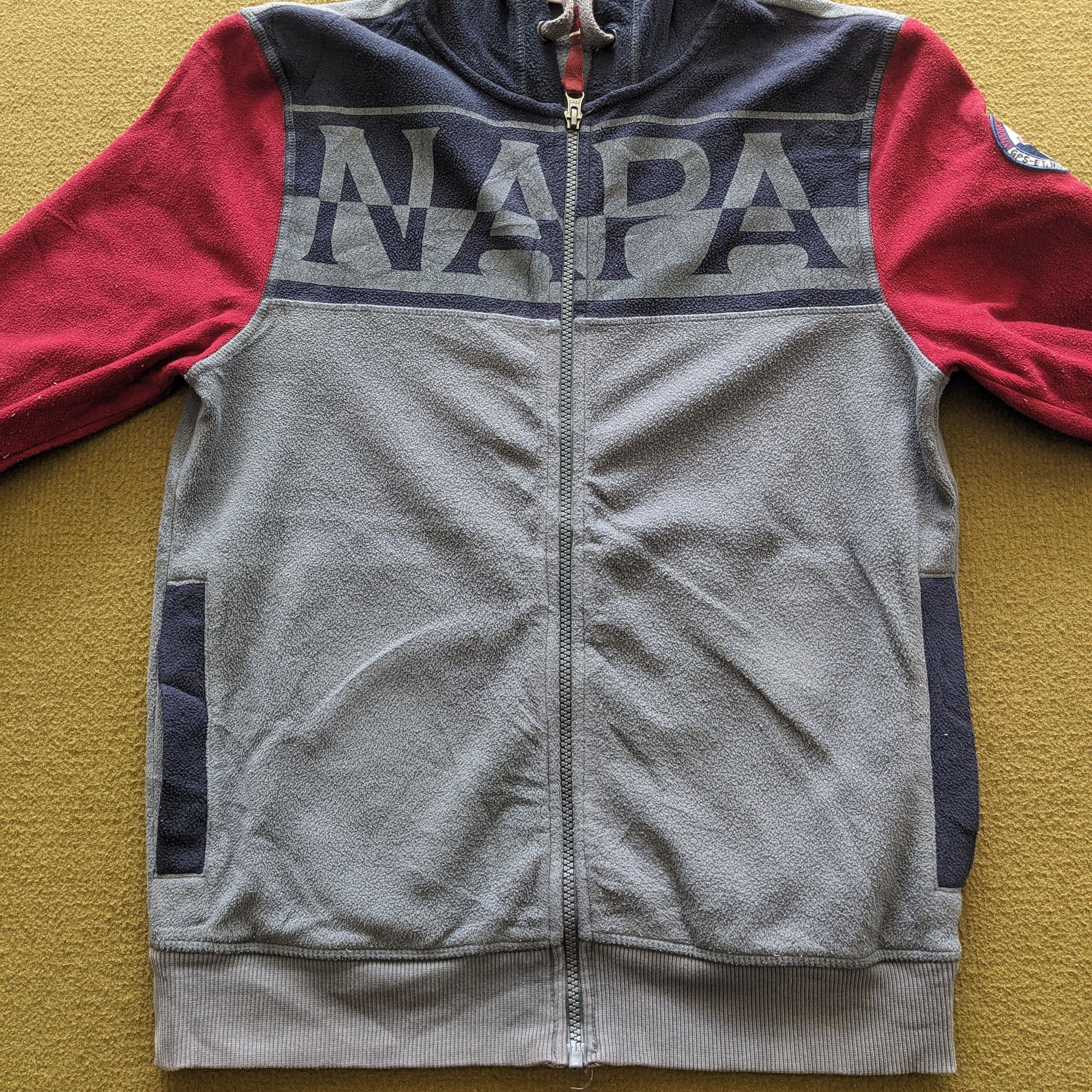 Vintage Vintage NAPAPIJRI Outdoor Style Hoodies Size US S / EU 44-46 / 1 - 2 Thumbnail
