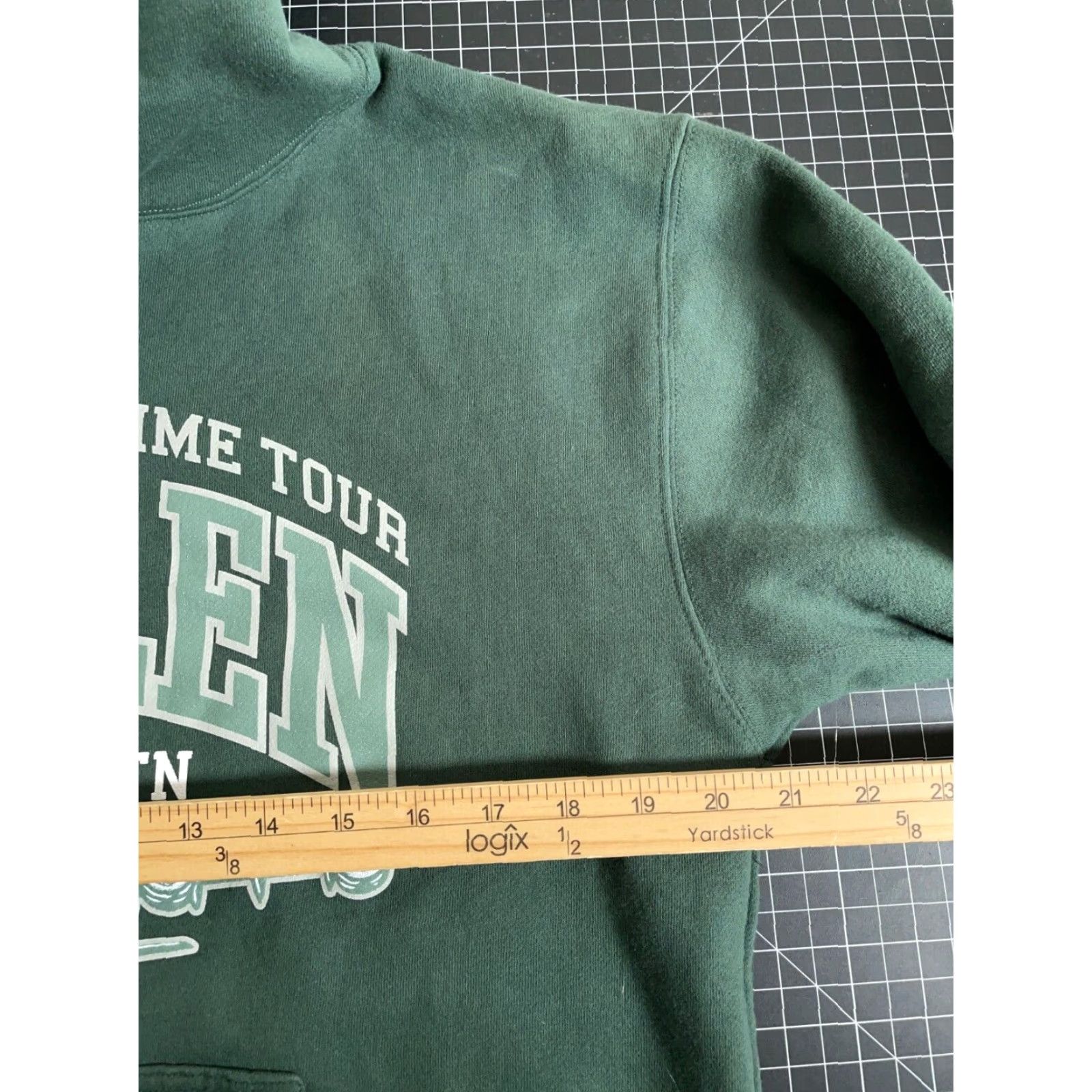 Vintage Morgan Wallen One Night at a Time Tour Hoodie Adult Medium Green Cotton Fleece Mens Size US M / EU 48-50 / 2 - 5 Thumbnail