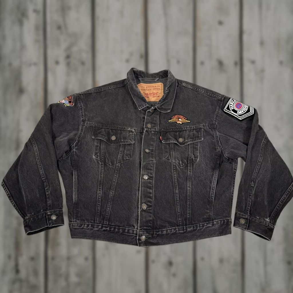 Levi's VINTAGE Levi's Trucker Jacket Mens Large Black Denim Biker 90s Harley-Davidson USA Patches Size US 33 - 1 Thumbnail