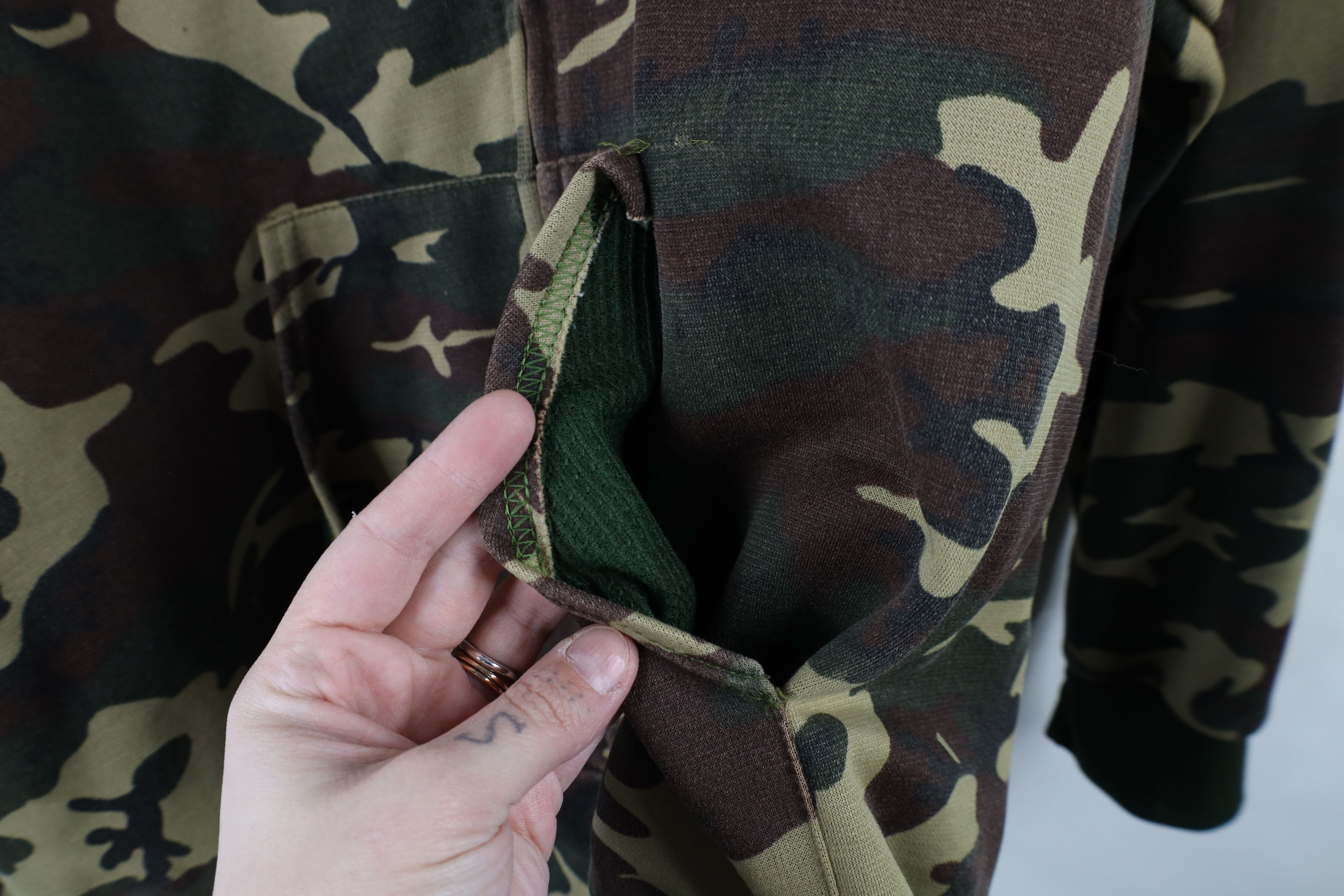 Vintage Vintage 70s Streetwear Camouflage Lined Zip Hoodie USA Size US XL / EU 56 / 4 - 7 Thumbnail