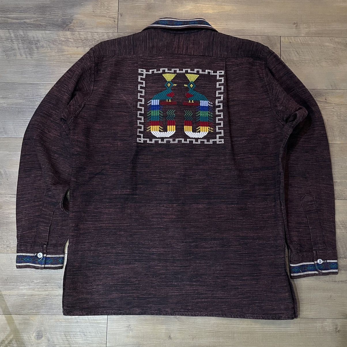 Vintage Vintage Guatemala hand embroidered shirt Guatemala Shirt Size US XL / EU 56 / 4 - 2 Thumbnail