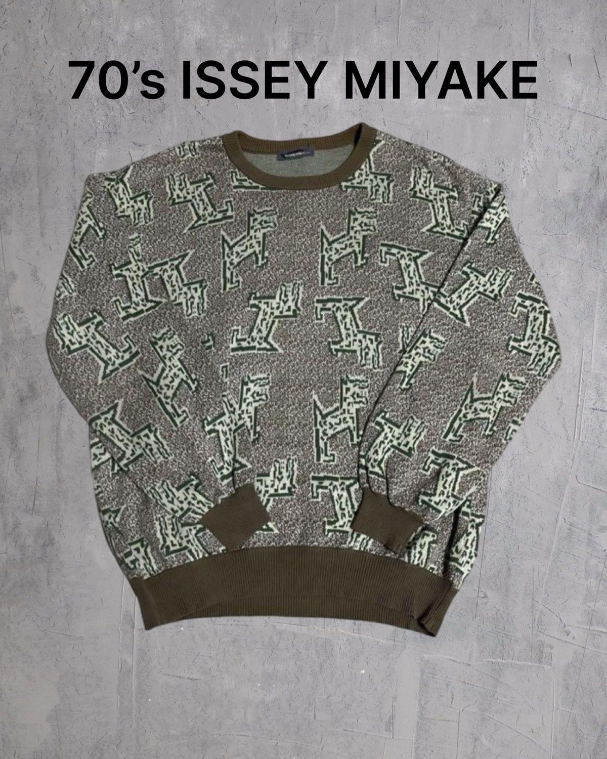 Issey Miyake 70