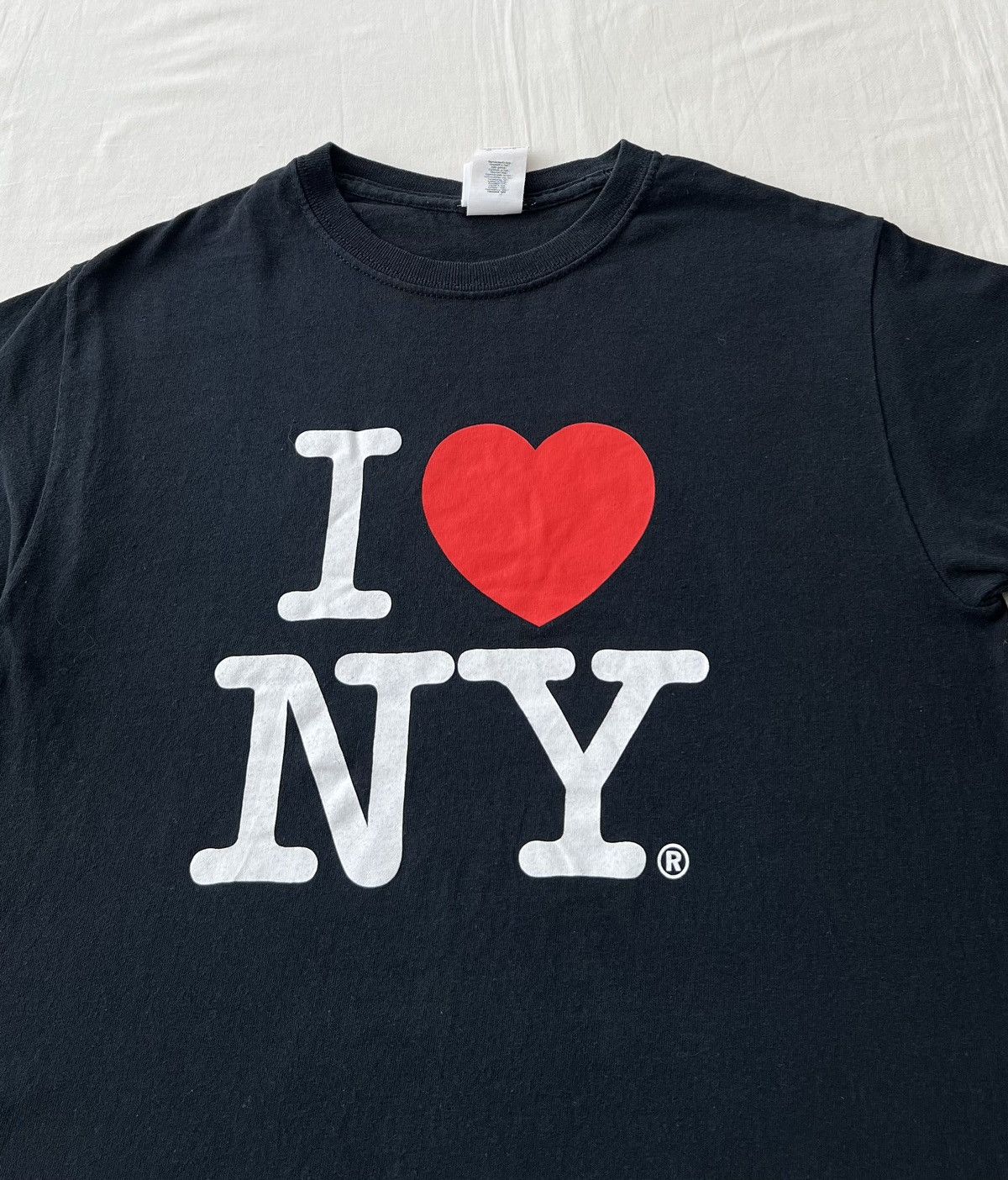 Vintage Vintage 2000s I Love New York NY Black T-shirt Size US S / EU 44-46 / 1 - 3 Thumbnail