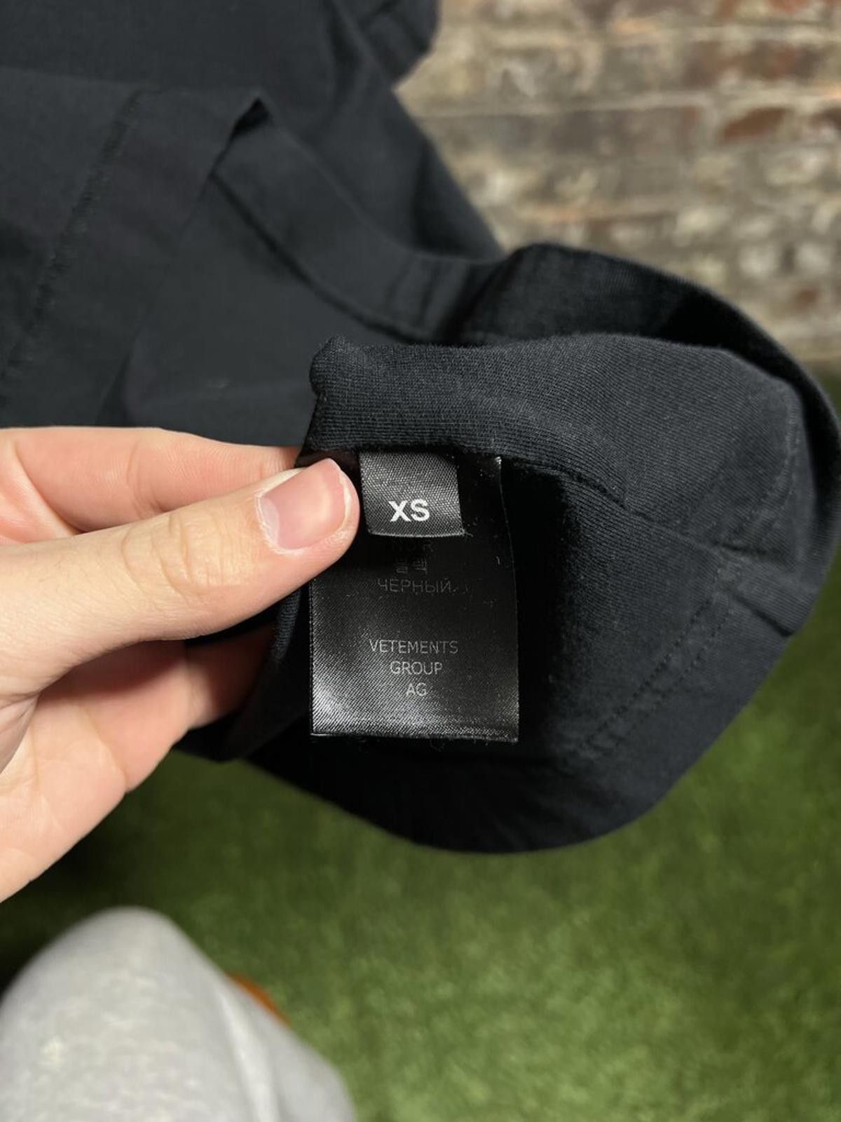 Vetements Vetements Reverse Stitch Tee Sz. M Size US M / EU 48-50 / 2 - 4 Thumbnail