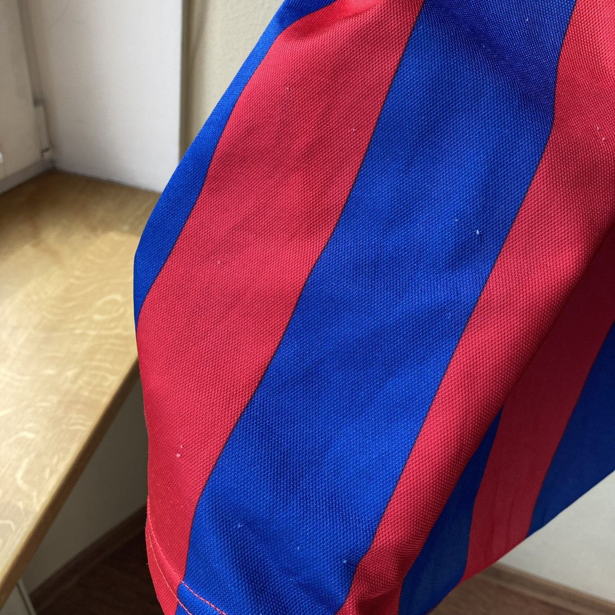 Vintage Barcelona #7 Saviola Fan Jersey 90s Vintage Blokcore Style Size US S / EU 44-46 / 1 - 8 Thumbnail