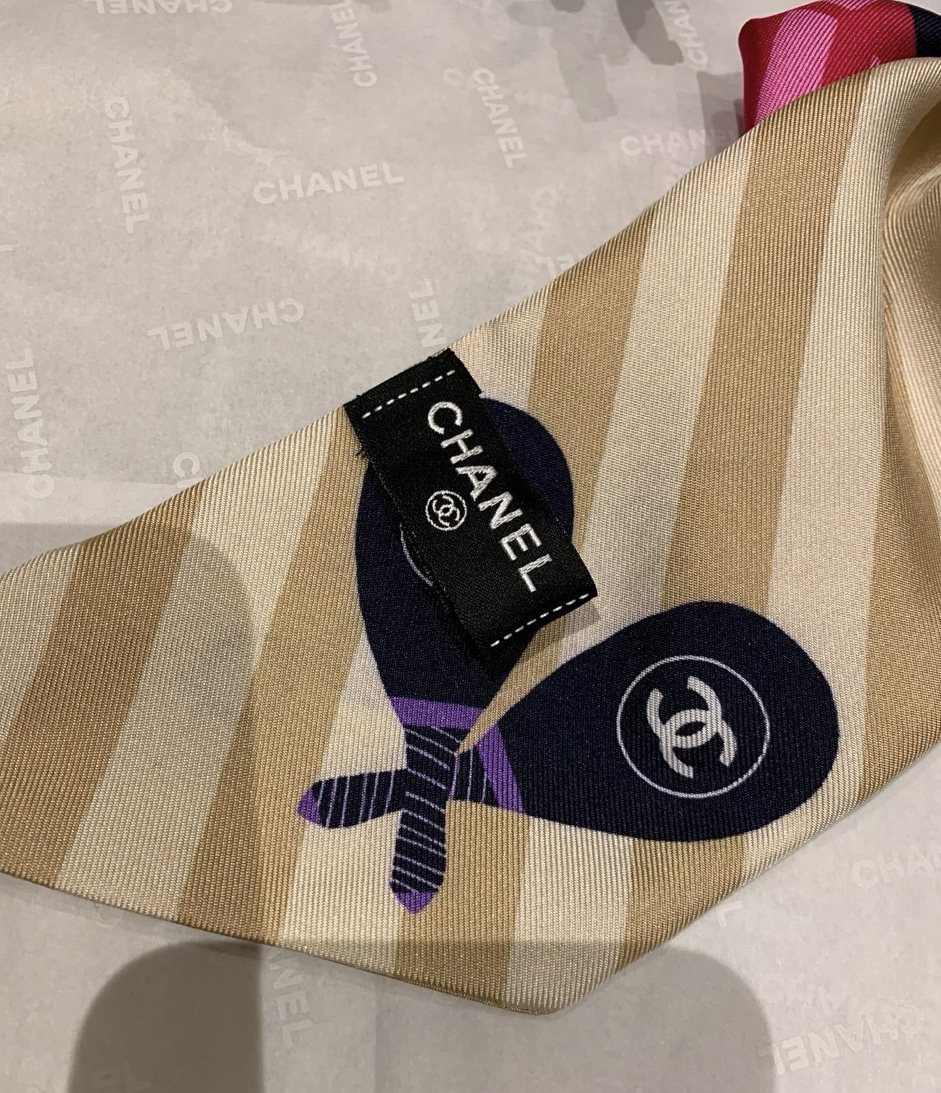 Chanel Chanel 23c Scrunchie Scarf Hair Tie Size ONE SIZE - 4 Thumbnail
