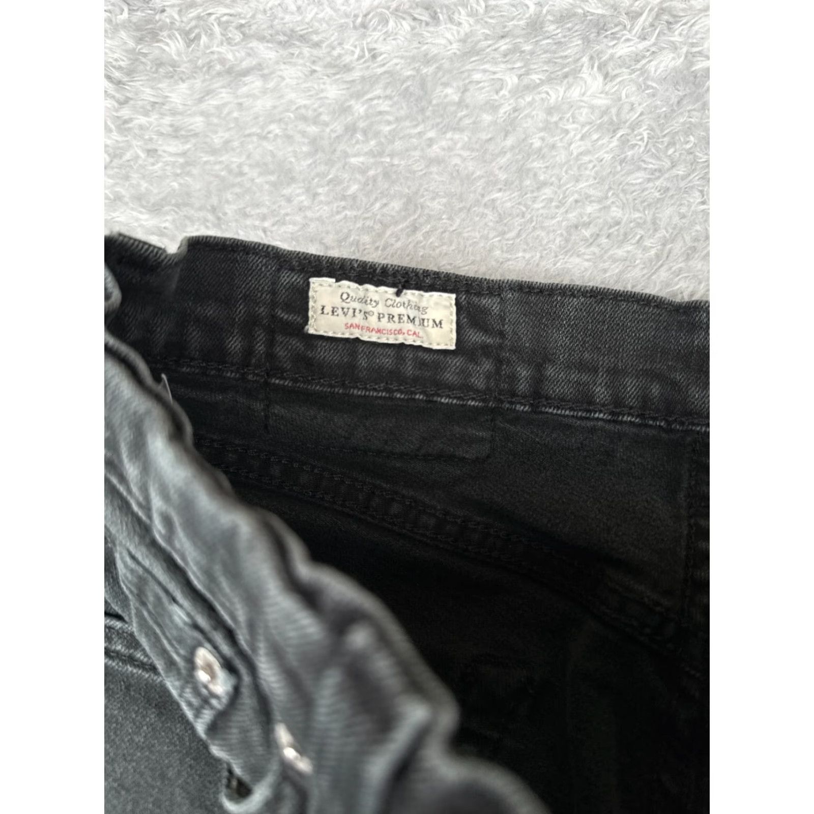 Levi's Levi's 501 Jeans Women 30 Black Denim Slim Fit 28x31 Button Fly Distressed Size 30" / US 8 / IT 44 - 6 Thumbnail