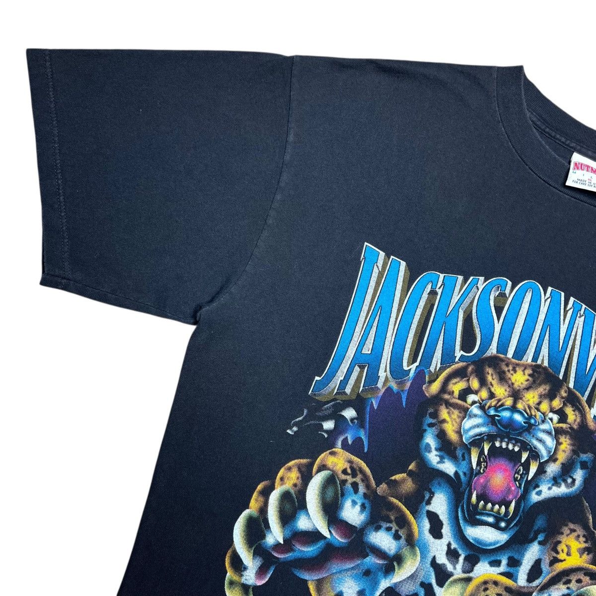 Nutmeg 1993 NFL Jacksonville Jaguares Nutmeg Mills Double Sided Tee Size US XL / EU 56 / 4 - 7 Thumbnail
