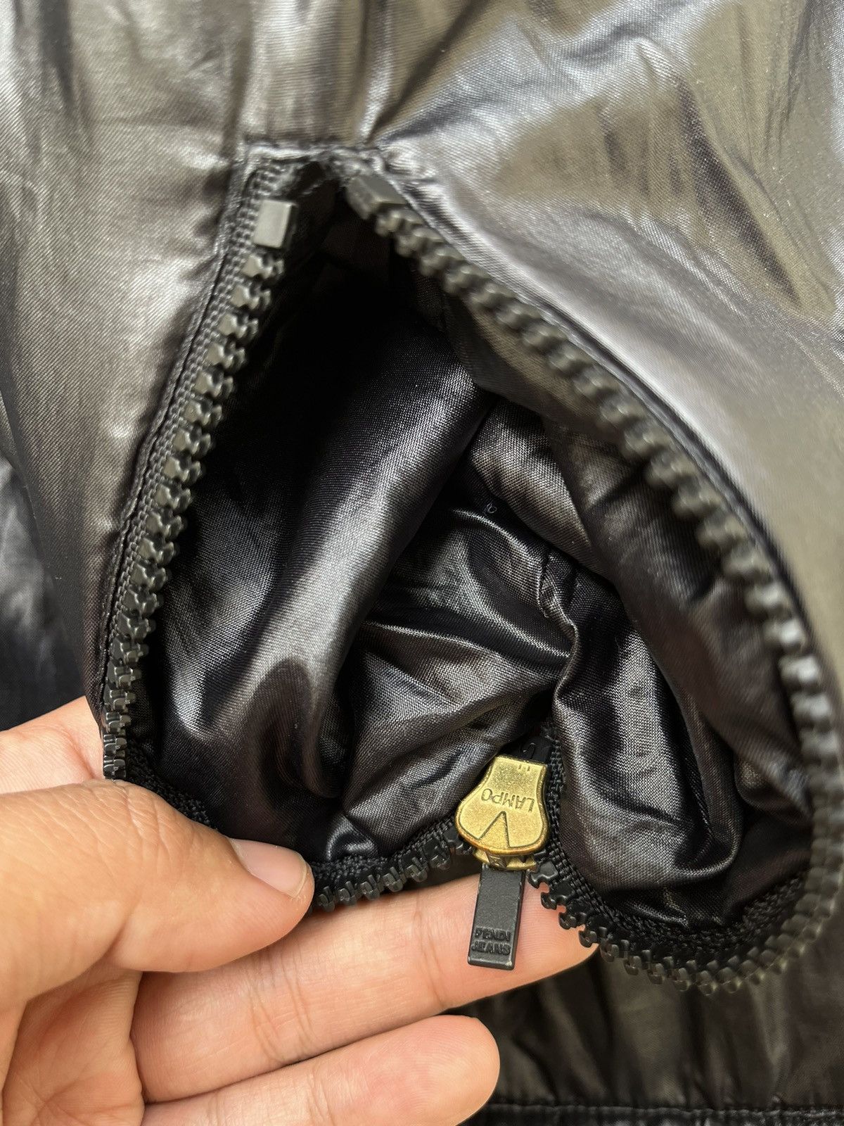 Fendi Fendi Reversible Black Down Jacket Size M / US 6-8 / IT 42-44 - 8 Thumbnail