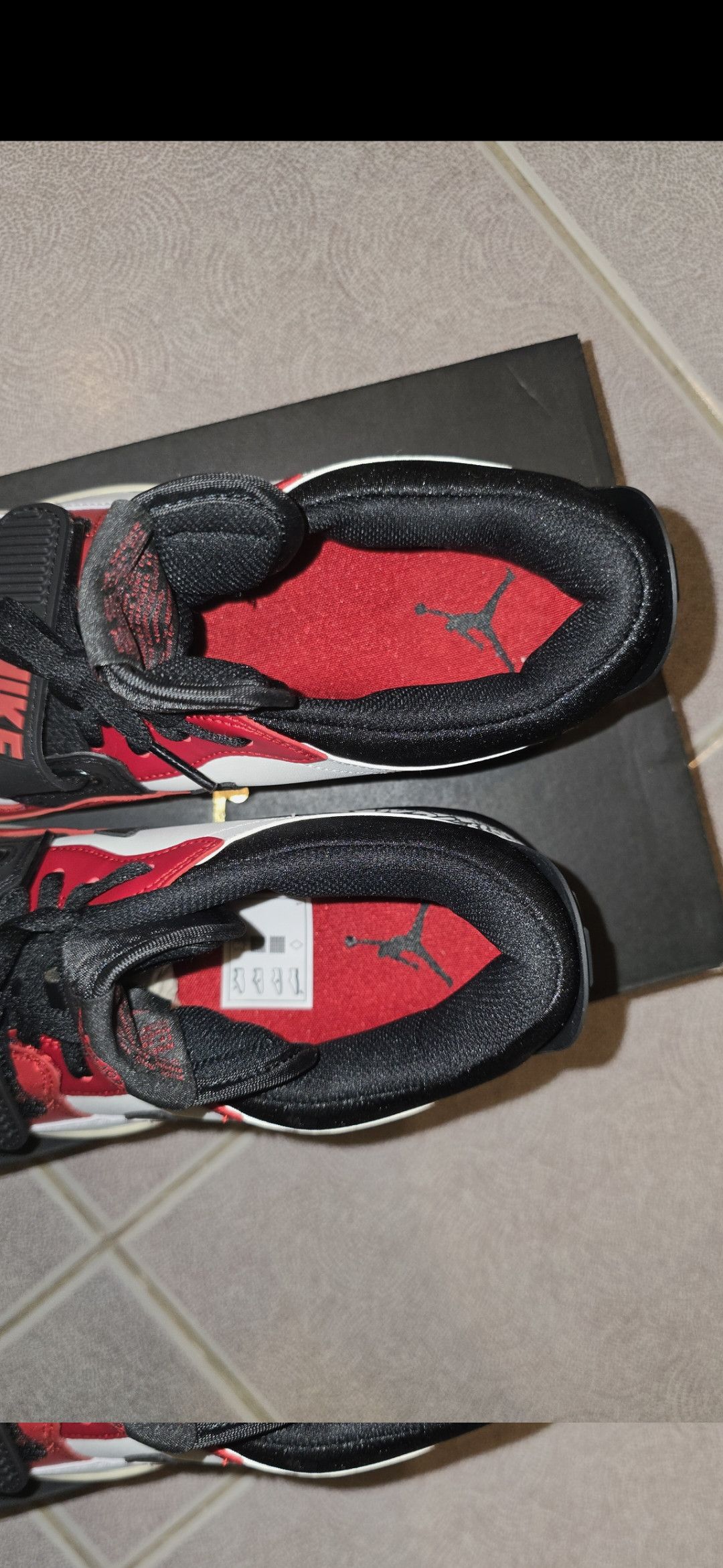 Jordan Brand Jordan Legacy 312 Low "Chicago" Summit White Size US 9.5 / EU 42-43 - 4 Thumbnail