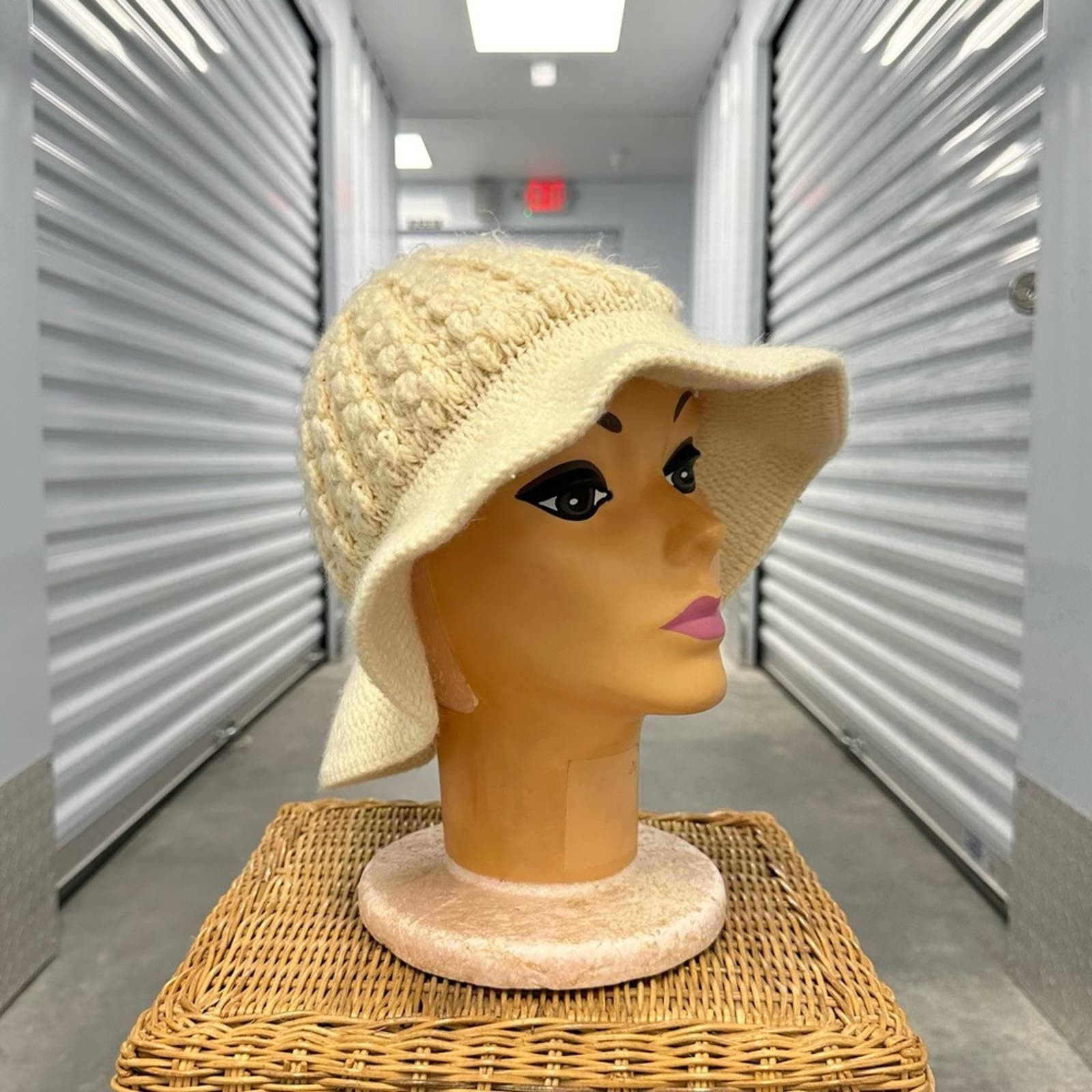 VINTAGE IVORY/CREAM FISHERMANS HAT vintage-womens-betmar-hat.webp main image 3