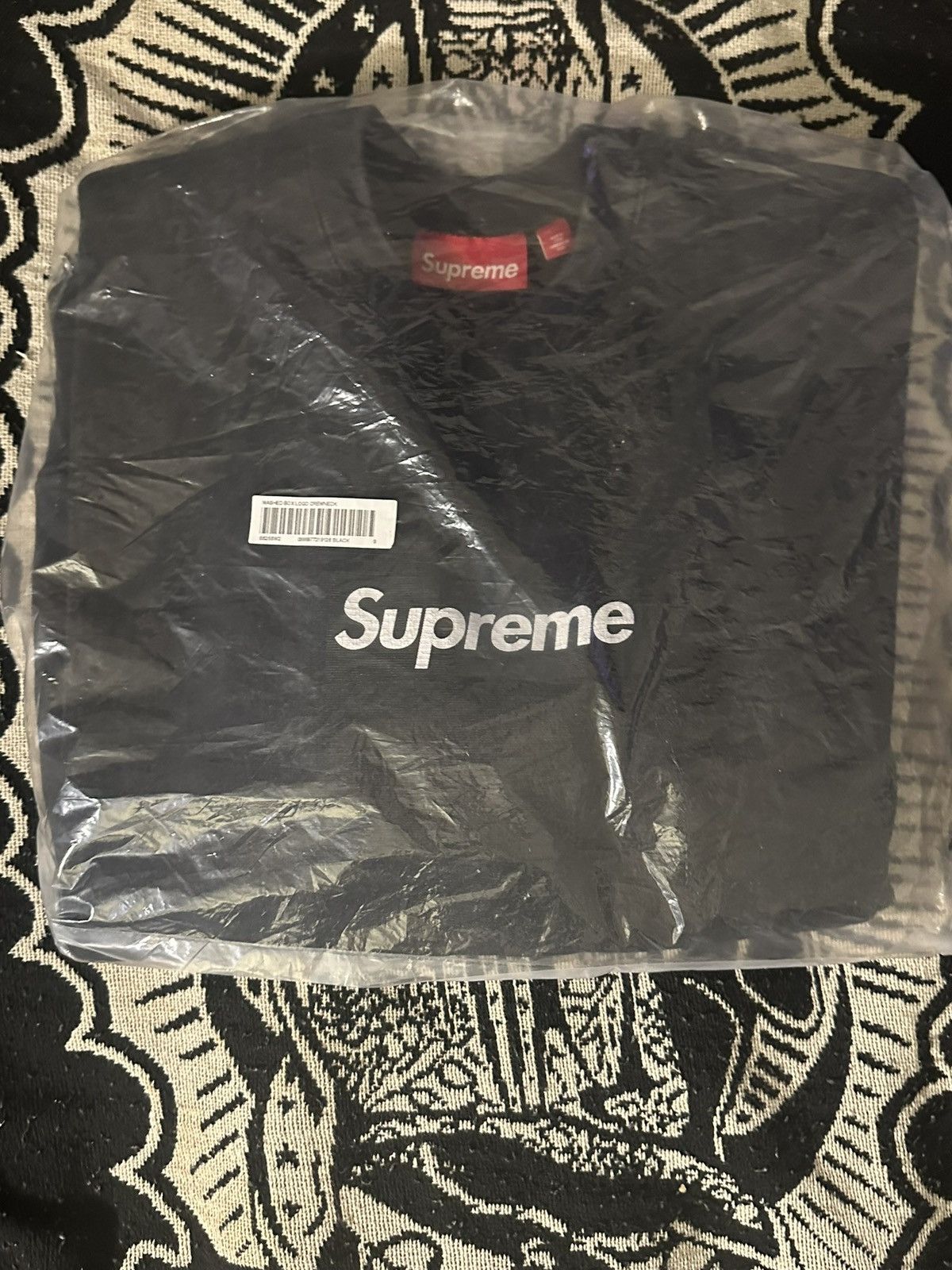 Supreme New Supreme Washed Box Logo Crewneck Black SS25 | Grailed
