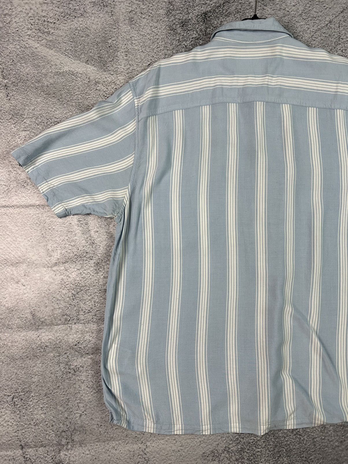 Carhartt Carhartt short sleeve striped shirt Size US L / EU 52-54 / 3 - 8 Thumbnail