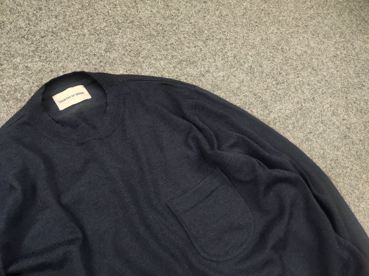 Other Country Of Origin Design merino wool Mynymalistic sweater Size US L / EU 52-54 / 3 - 7 Thumbnail
