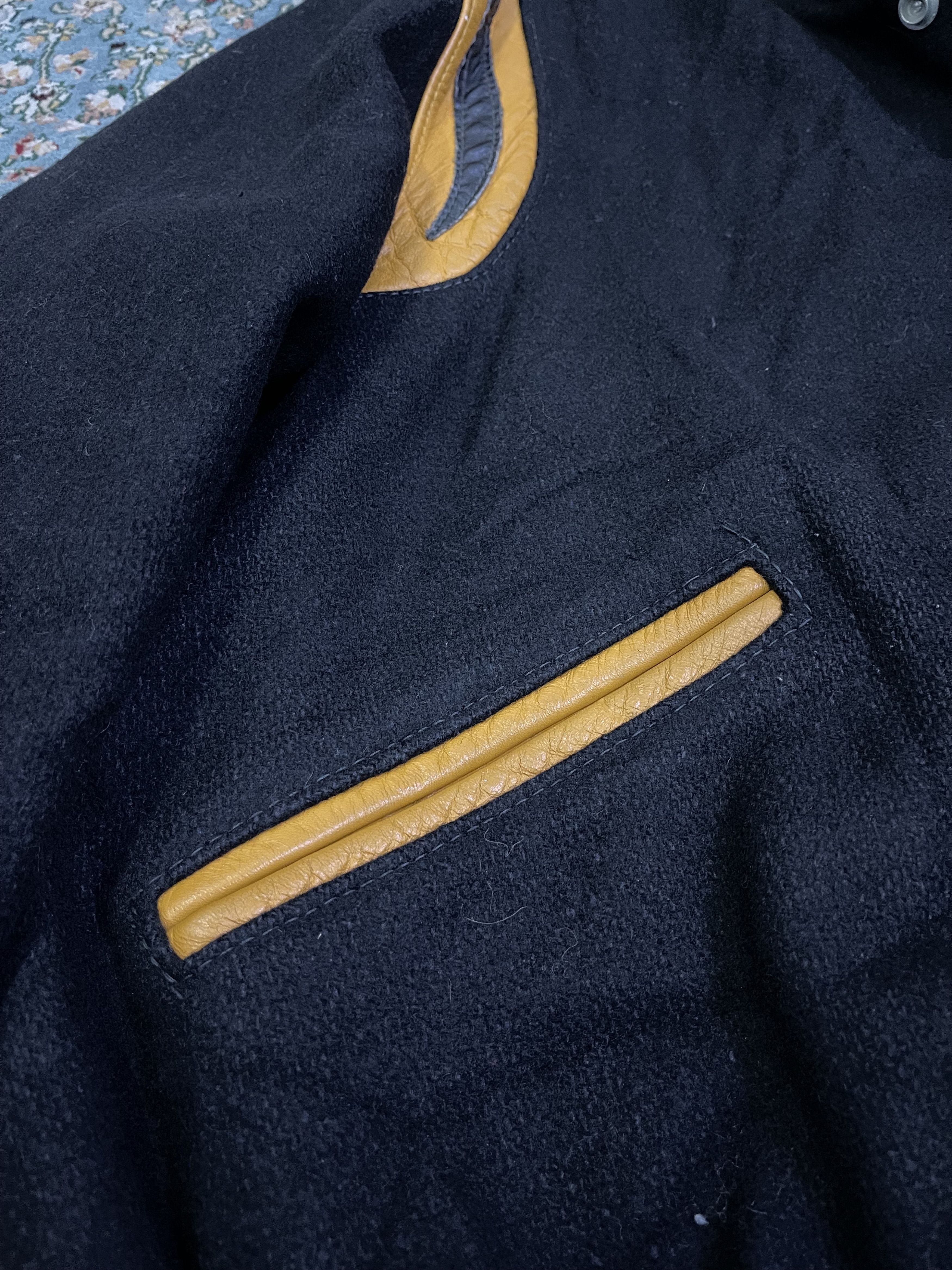 Lee True Vintage 70s Lee Varsity Delong Black/Yellow Jacket Size US M / EU 48-50 / 2 - 11 Thumbnail