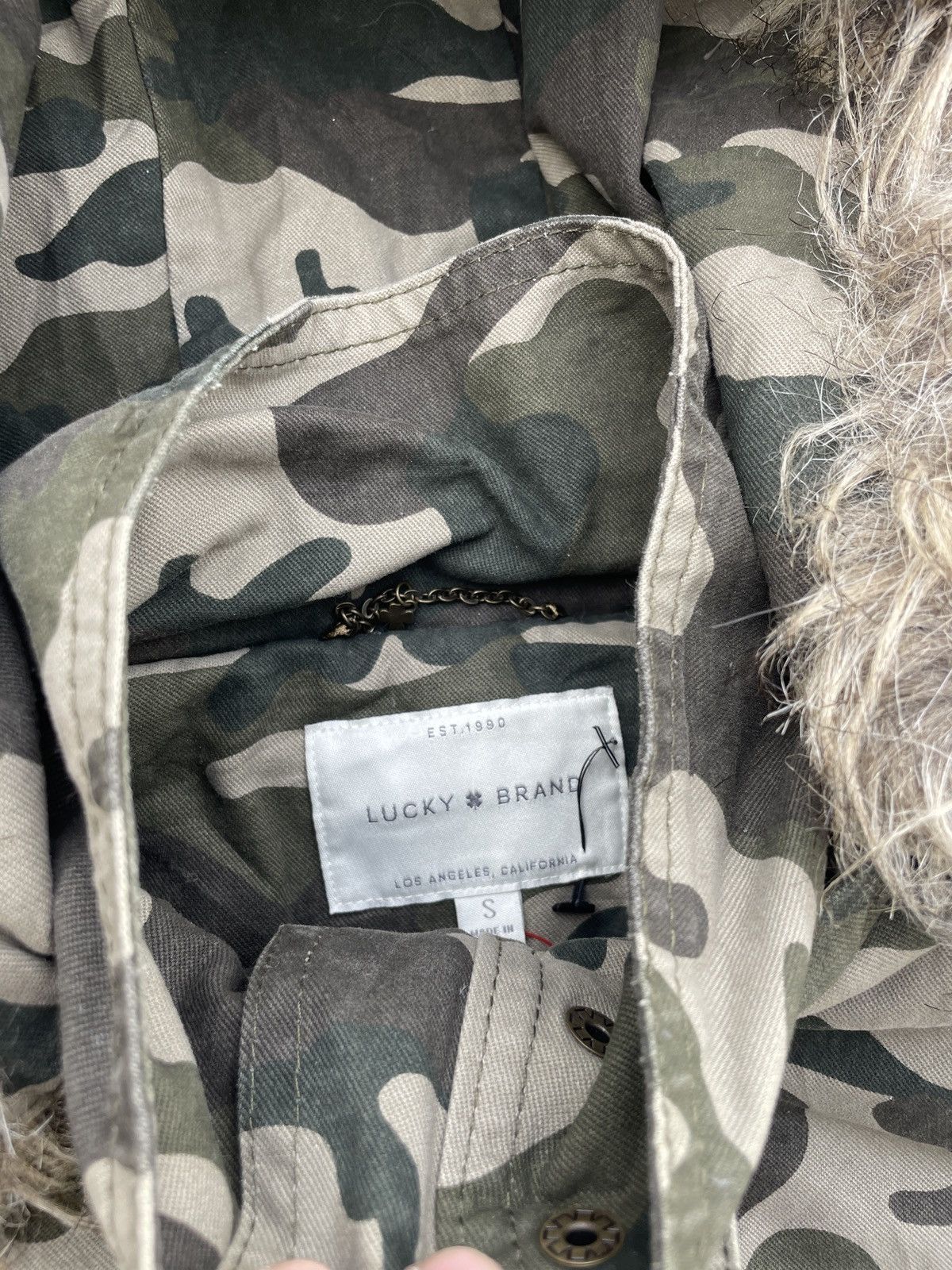 Japanese Brand 2000s JAPANESE BRAND FAUX FUR PARKA CAMO Size US M / EU 48-50 / 2 - 4 Thumbnail
