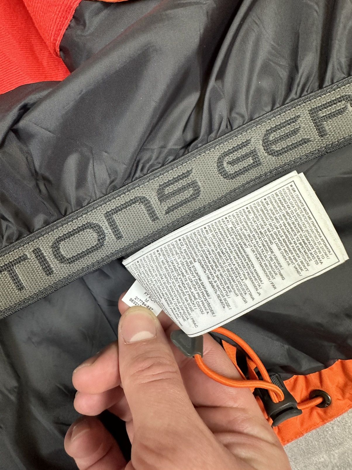 Nike Women’s orange Nike acg ski-jacket Size M / US 6-8 / IT 42-44 - 16 Thumbnail