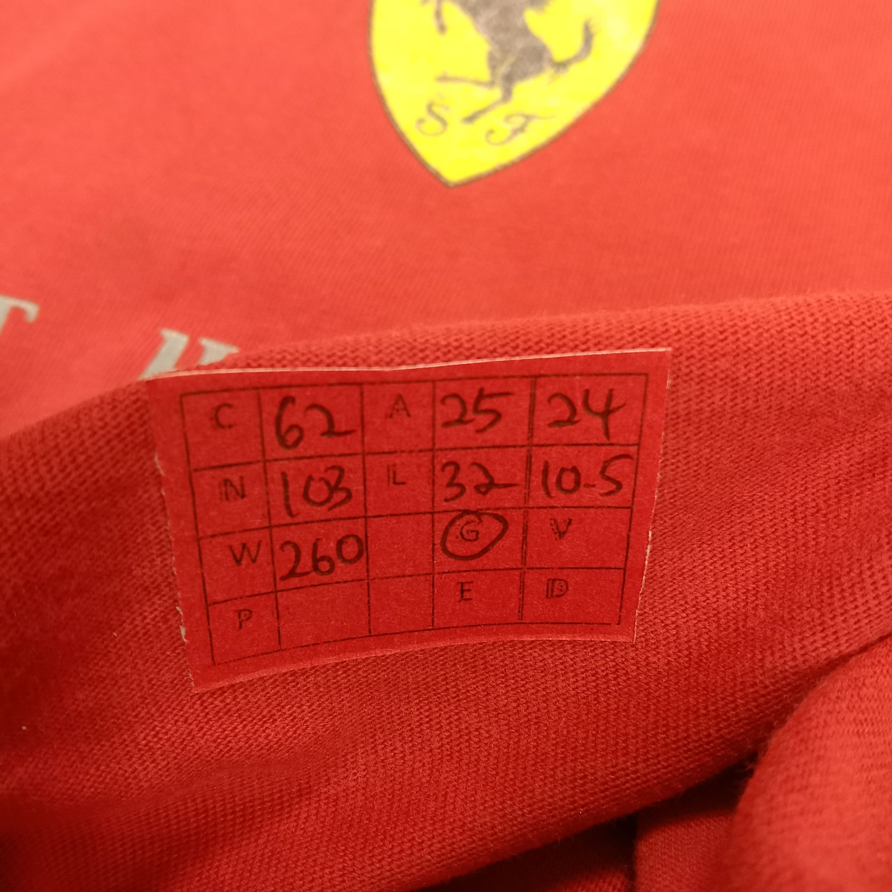 Ferrari × Vintage Ferrari Center Logo Design Tshirt Size US XXL / EU 58 / 5 - 13 Thumbnail