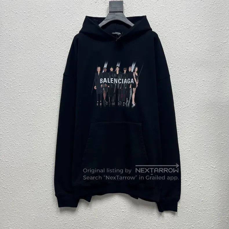 Balenciaga Balenciaga Portrait Logo Hoodie Size/XS Size US XS / EU 42 / 0 - 1 Thumbnail