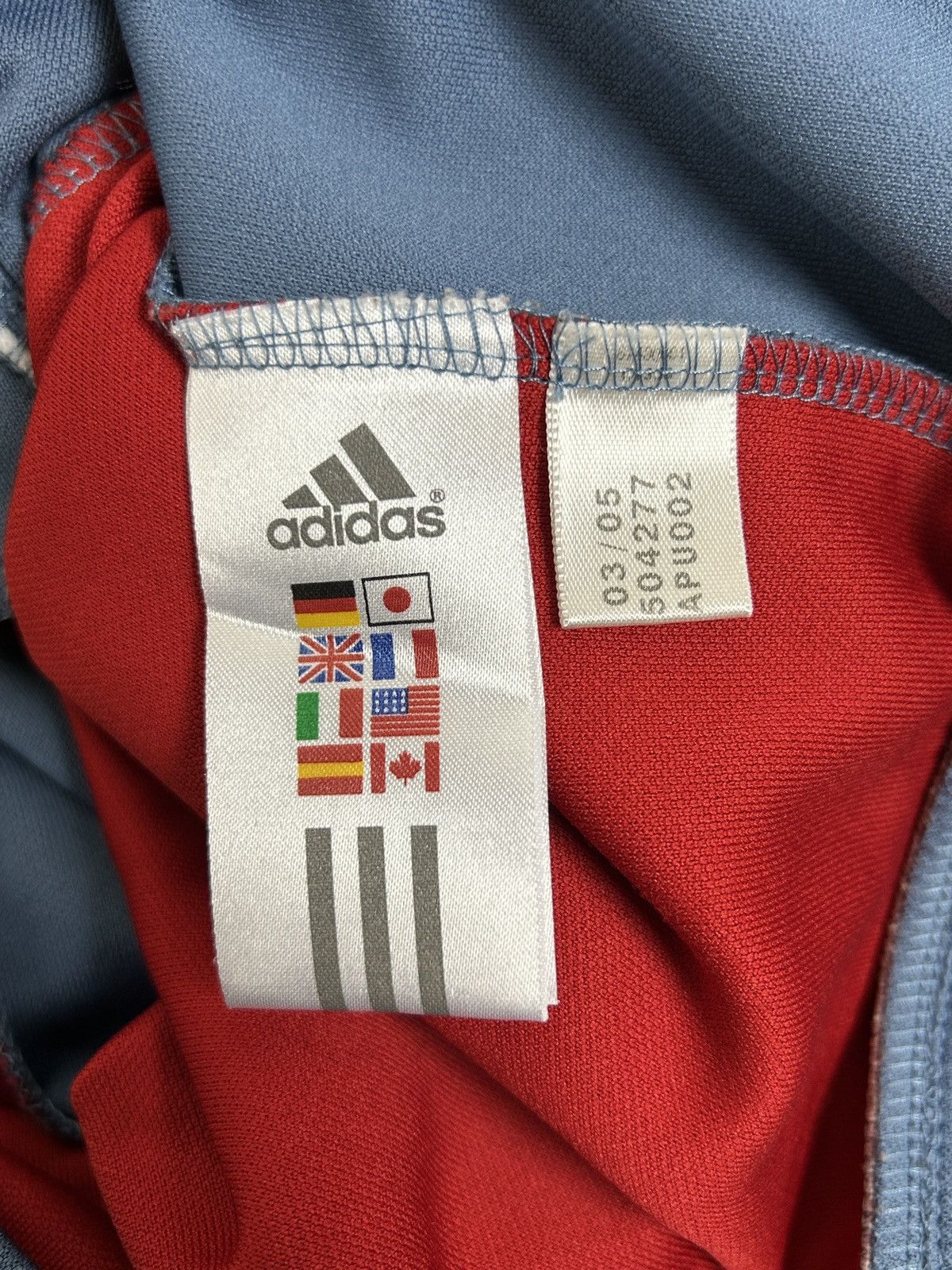Adidas 00s Adidas Bayern Munich 2005/06 Track Jacket Munchen ~L Size US L / EU 52-54 / 3 - 11 Thumbnail