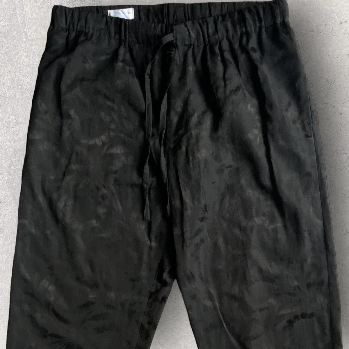 Dries Van Noten Fall 2019 Black Jacquard Floral Rayon Blend Drawstring Pants Size US 32 / EU 48 - 1 Thumbnail