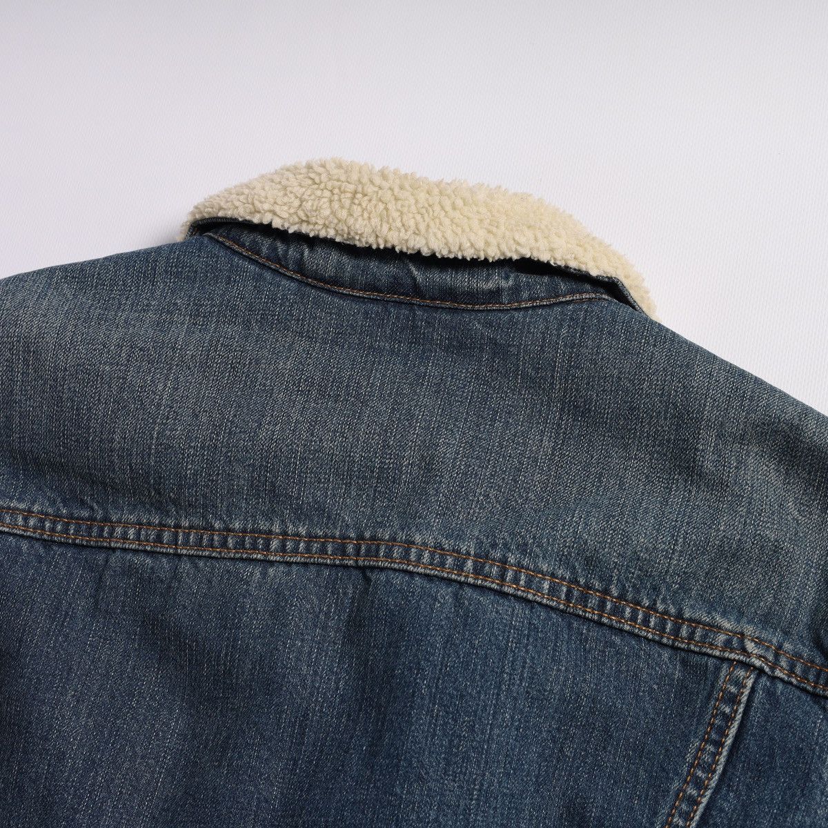 Levi's Levi’s Sherpa Denim Jacket Jeans Washed Blue Size US M / EU 48-50 / 2 - 13 Thumbnail