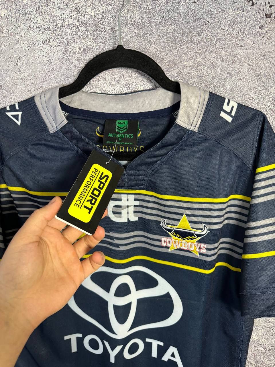 Other NWT Cowboys NRL Toyota Rugby Jersey Blokcore Medium Size US M / EU 48-50 / 2 - 12 Thumbnail