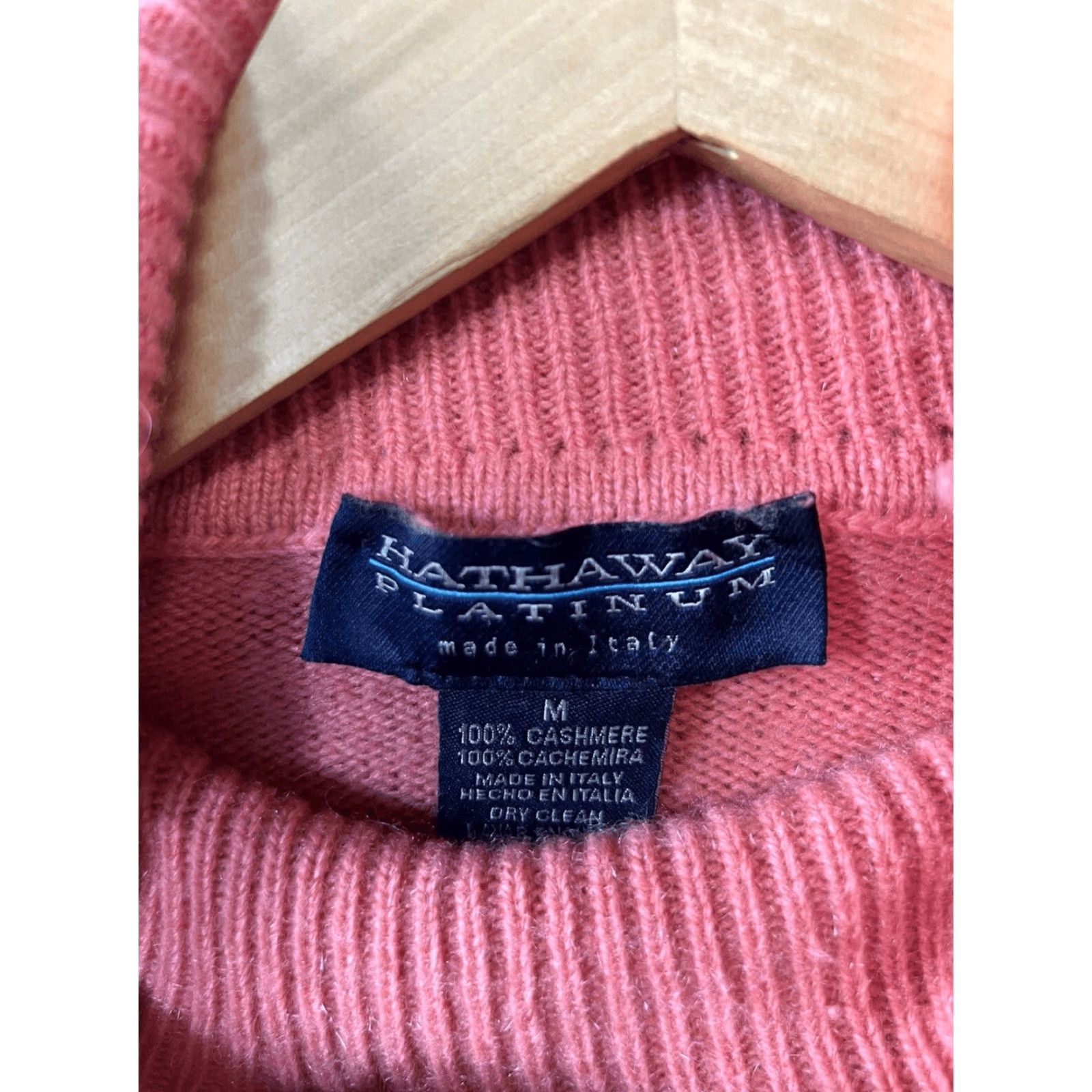 Vintage Hathaway Platinum Womens Orange Turtleneck Pullover Cashmere Sweater M Medium Orange Pullover Cashmere Sweater Womens Turtleneck Hathaway Platinum Size M / US 6-8 / IT 42-44 - 3 Thumbnail