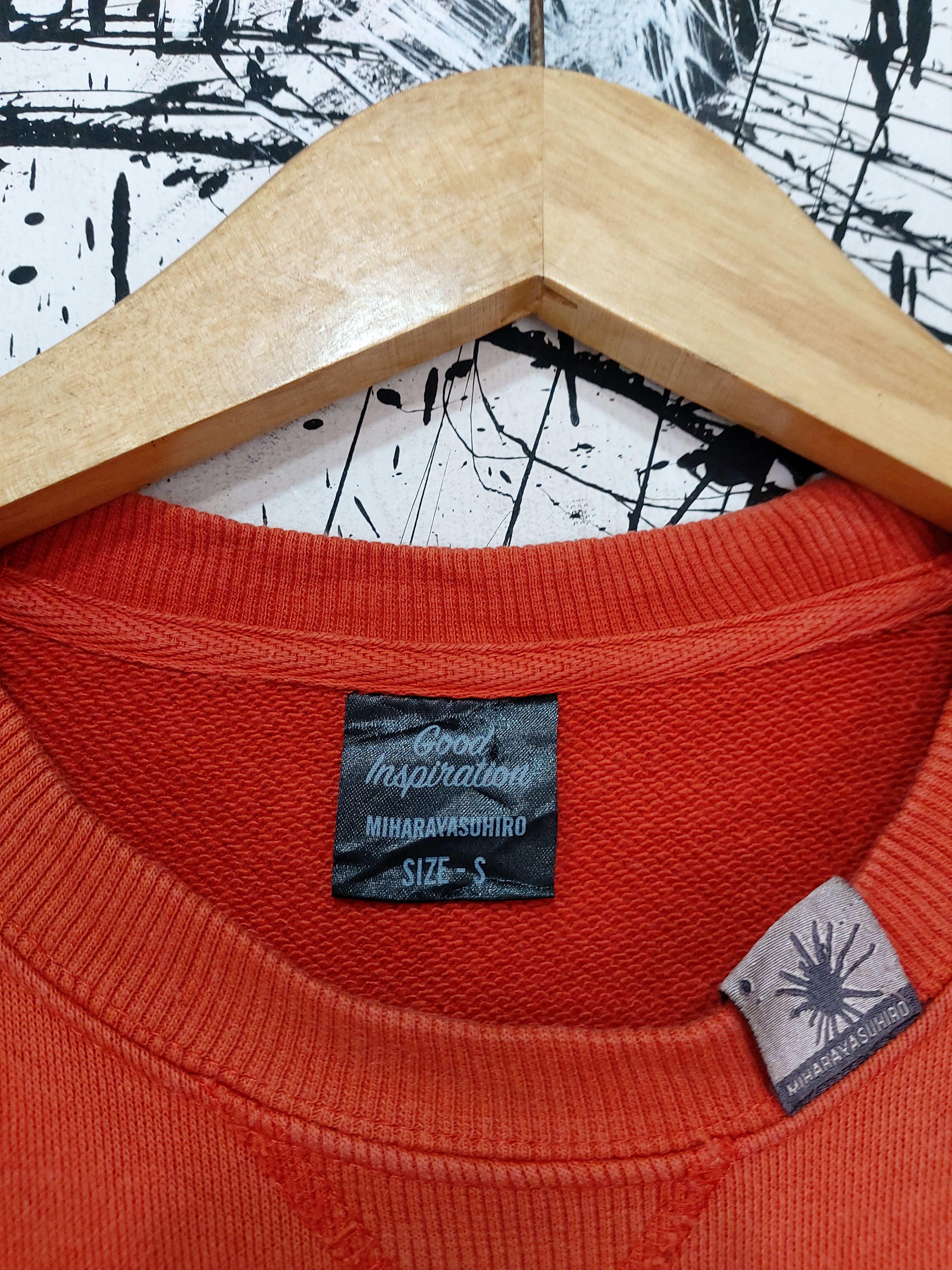 GU × Maison MIHARA YASUHIRO MAISON MIHARA YASUHIRO X GU "GOOD INSPIRATION" SWEATSHIRT Size US L / EU 52-54 / 3 - 7 Thumbnail