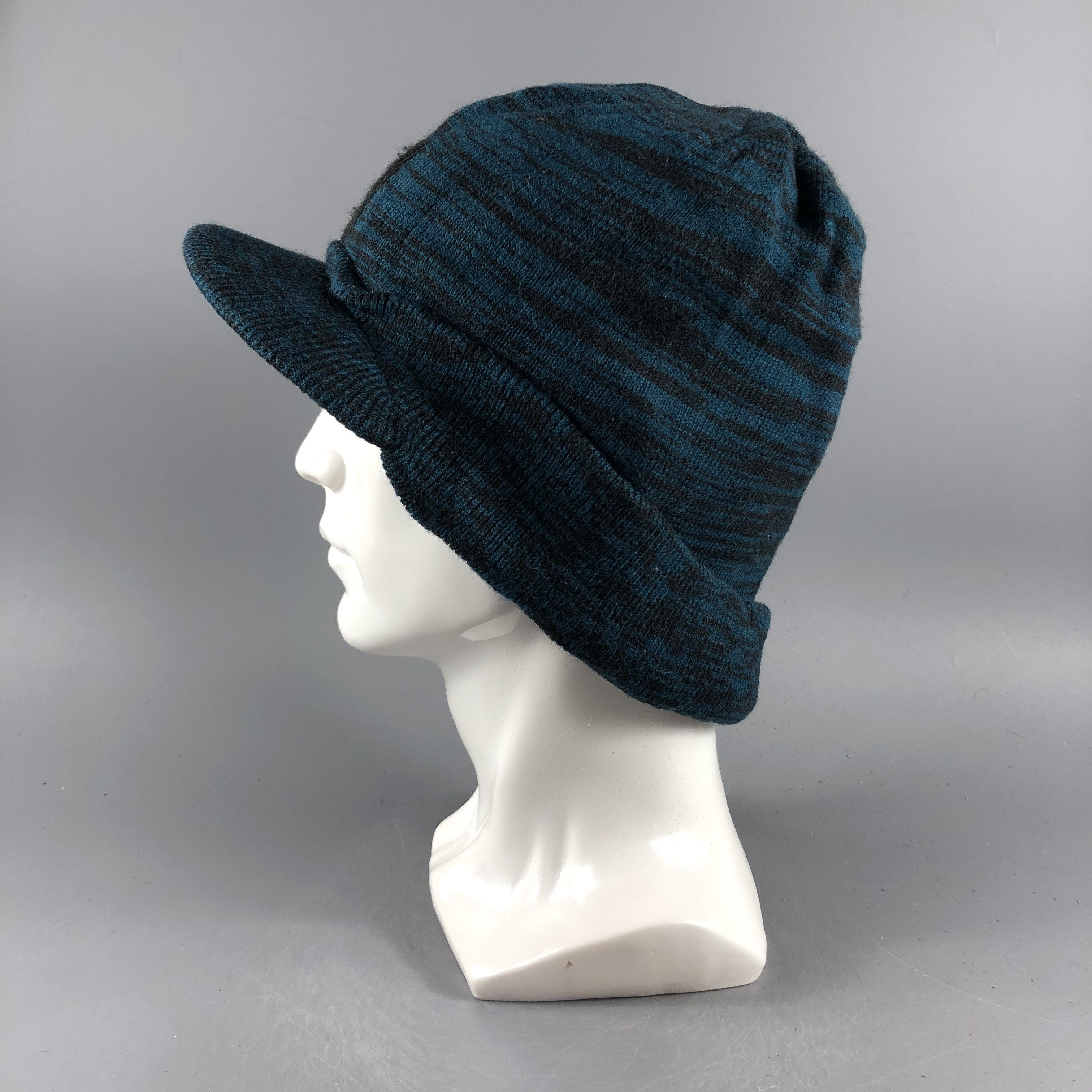 Element × Vintage Element Visor Beanie Snow Hat Snow Cap -D613 Size ONE SIZE - 1 Thumbnail