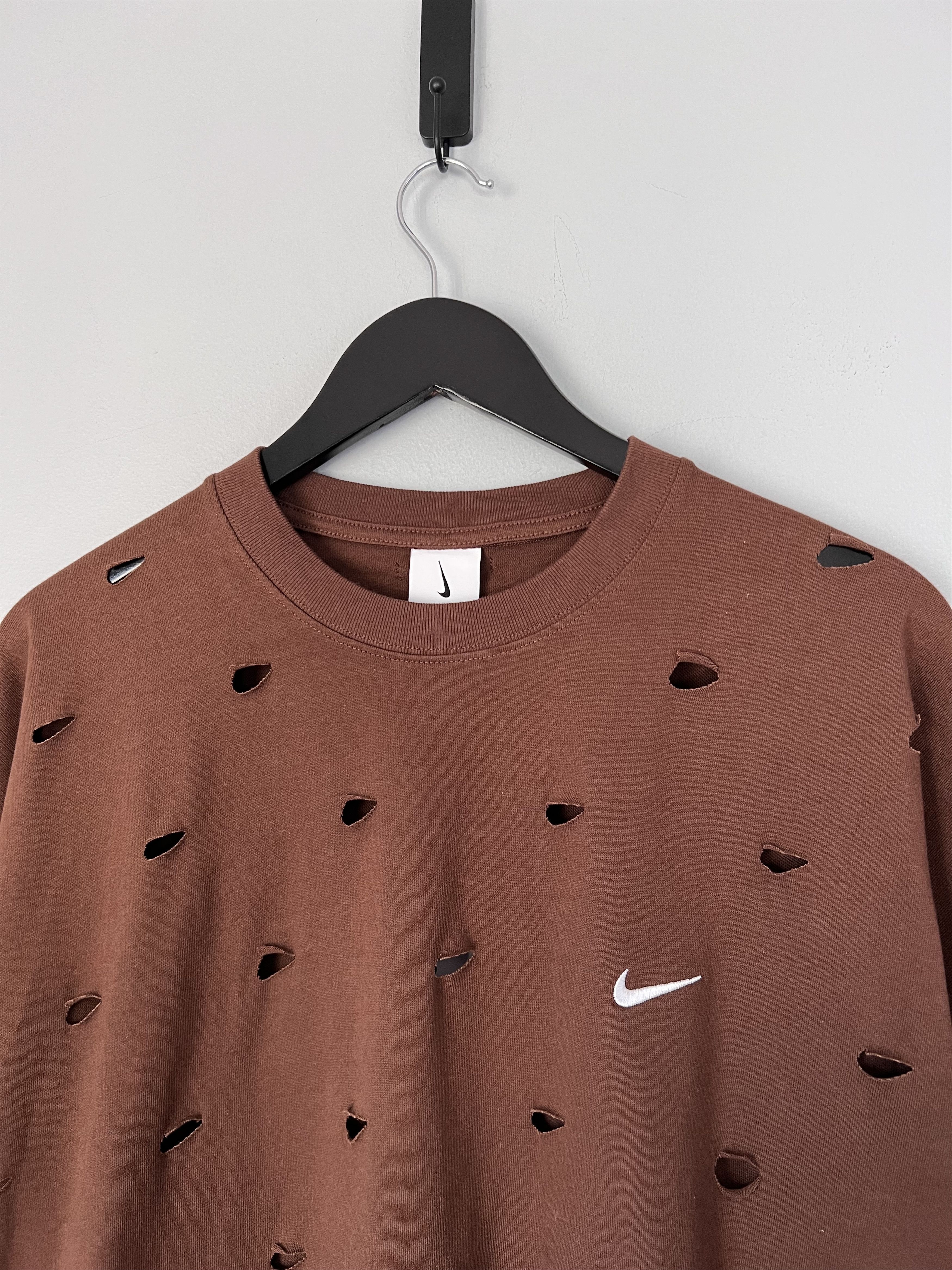 Jacquemus × Nike Jacquemus Nike Le Swoosh Tee in Brown Size US XL / EU 56 / 4 - 2 Thumbnail