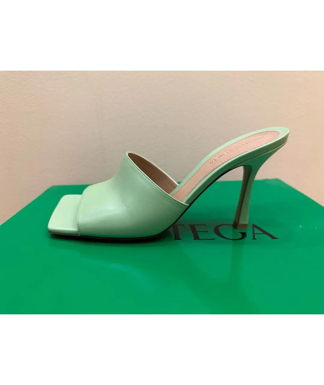 Bottega Veneta o1n1vont0924 Stretch Mules in Light Green Size US 8 / IT 38 - 6 Thumbnail