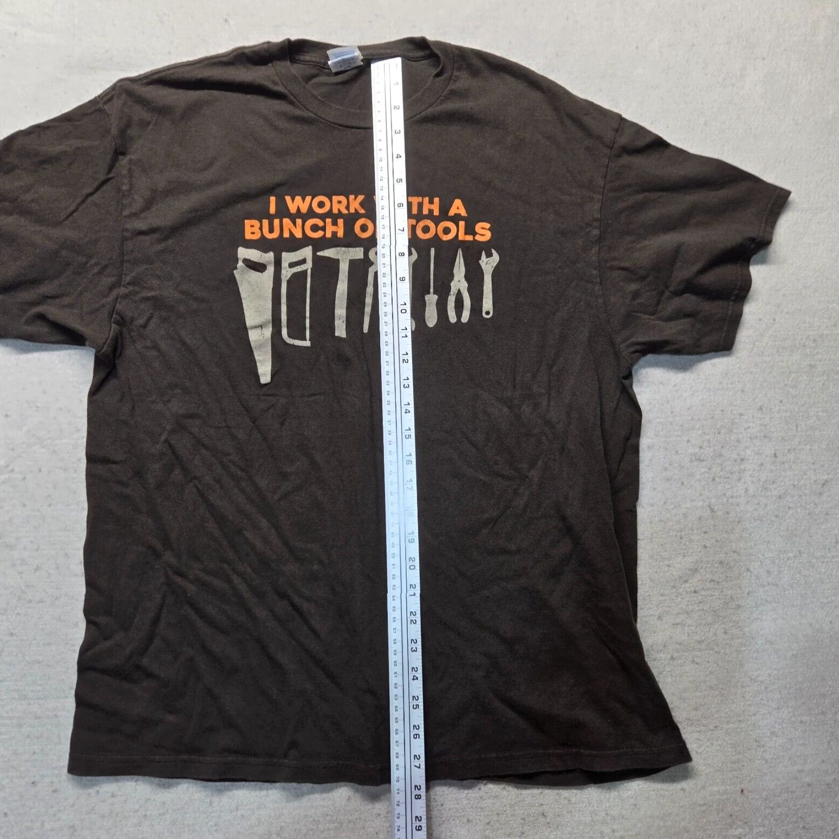 Gildan VINTAGE Gildan Funny Construction Tools T-Shirt Men’s XL Brown Size US XL / EU 56 / 4 - 6 Thumbnail